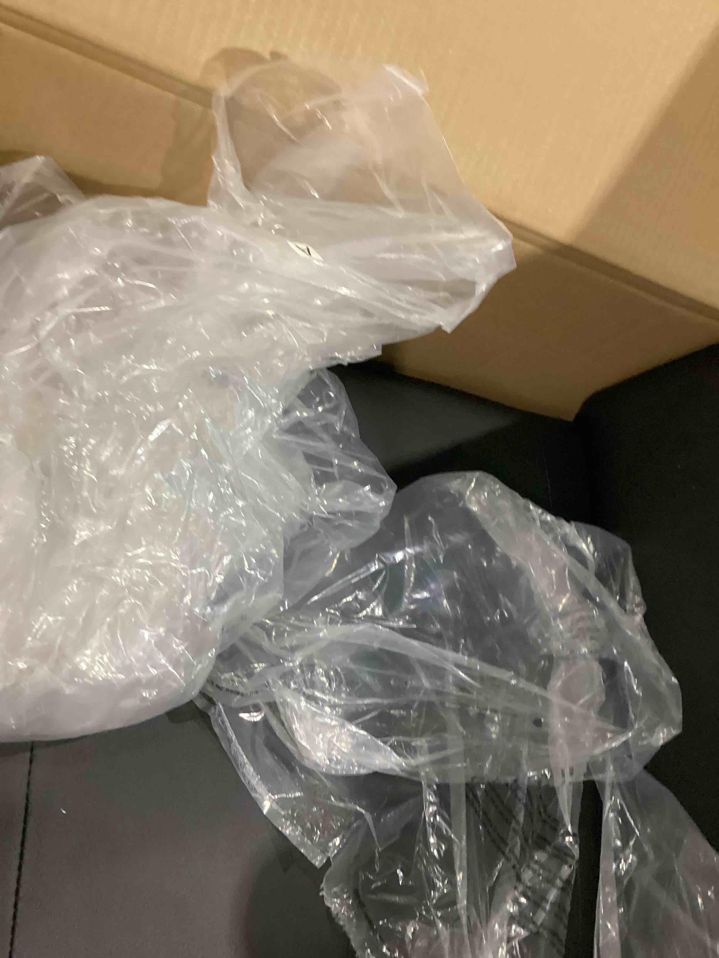 https://s3.amazonaws.com/lotting-images-prod/bidfta/ORG4242162_1752001713647.jpeg