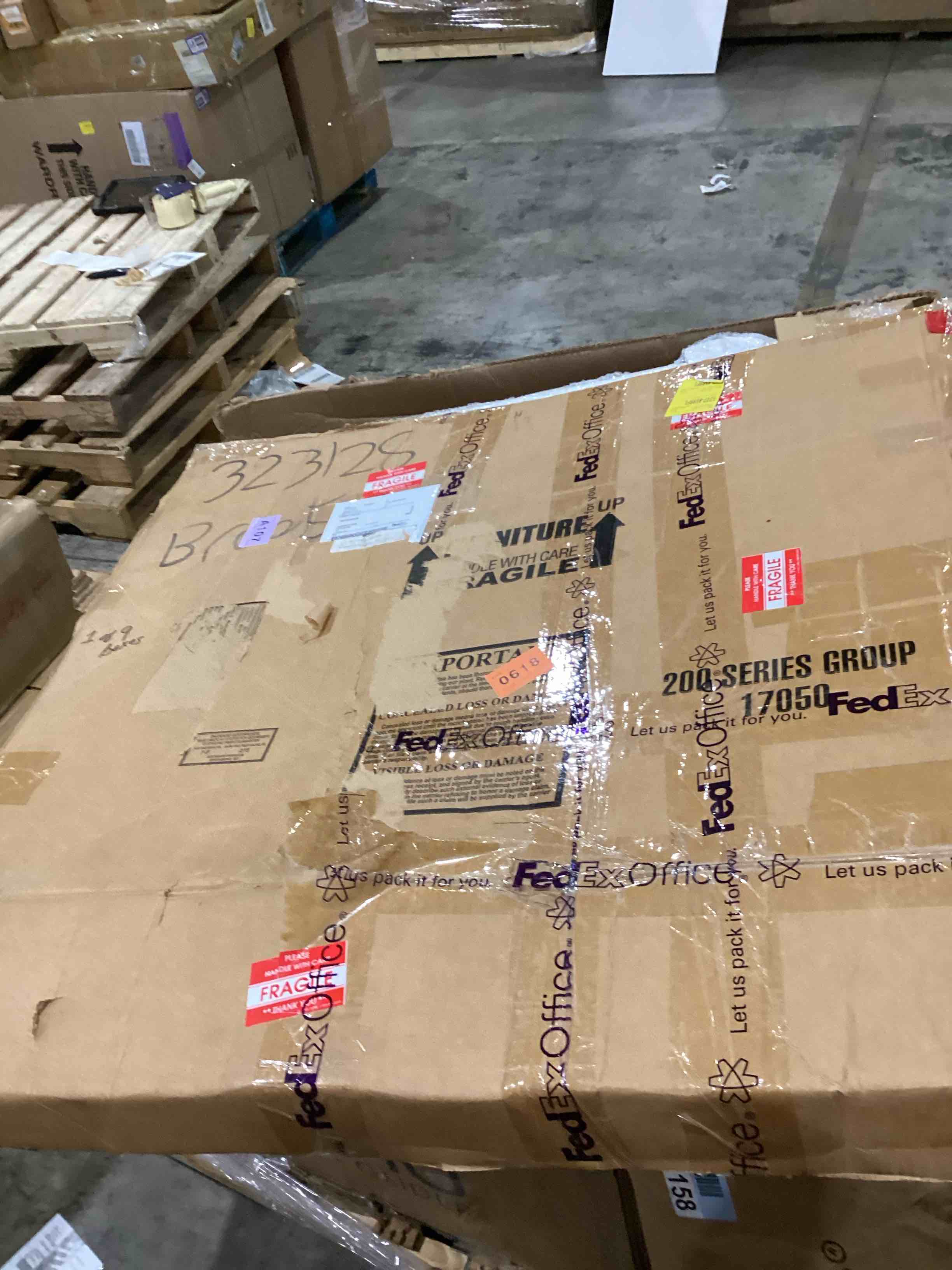 https://s3.amazonaws.com/lotting-images-prod/bidfta/ORG4242242_1752246176510.jpeg