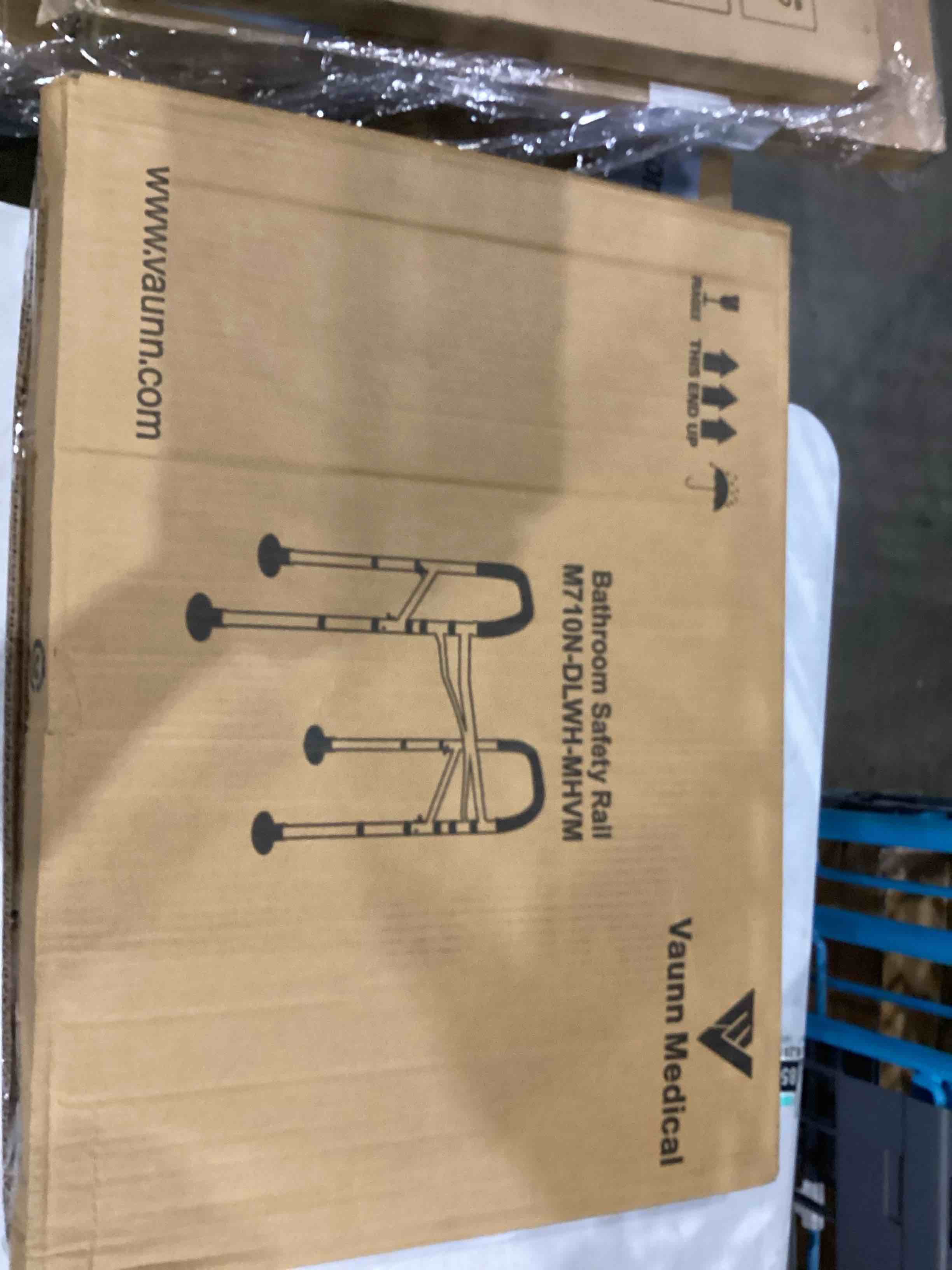 https://s3.amazonaws.com/lotting-images-prod/bidfta/ORG4242267_1752261315453.jpeg