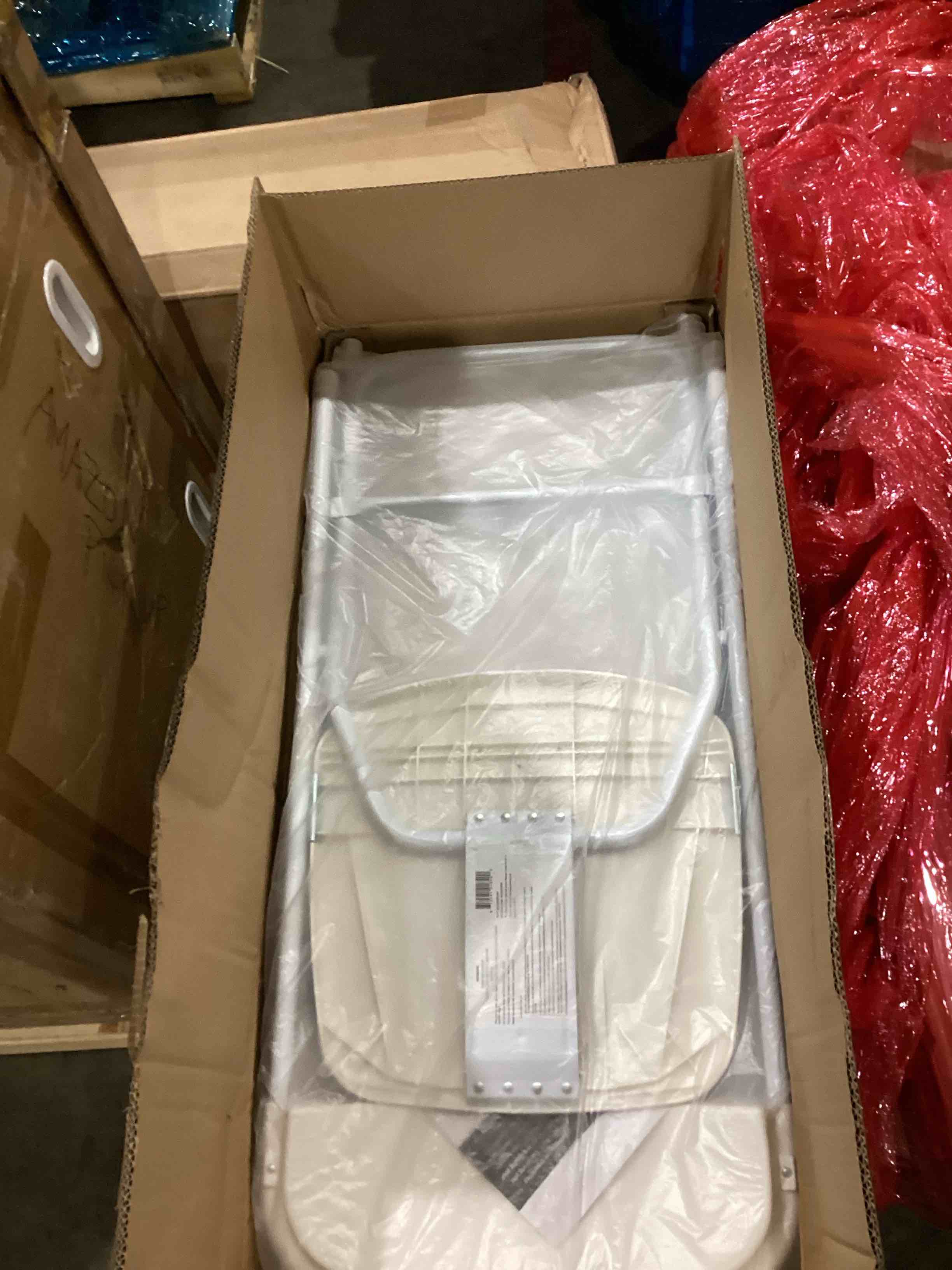 https://s3.amazonaws.com/lotting-images-prod/bidfta/ORG4242341_1752517682366.jpeg