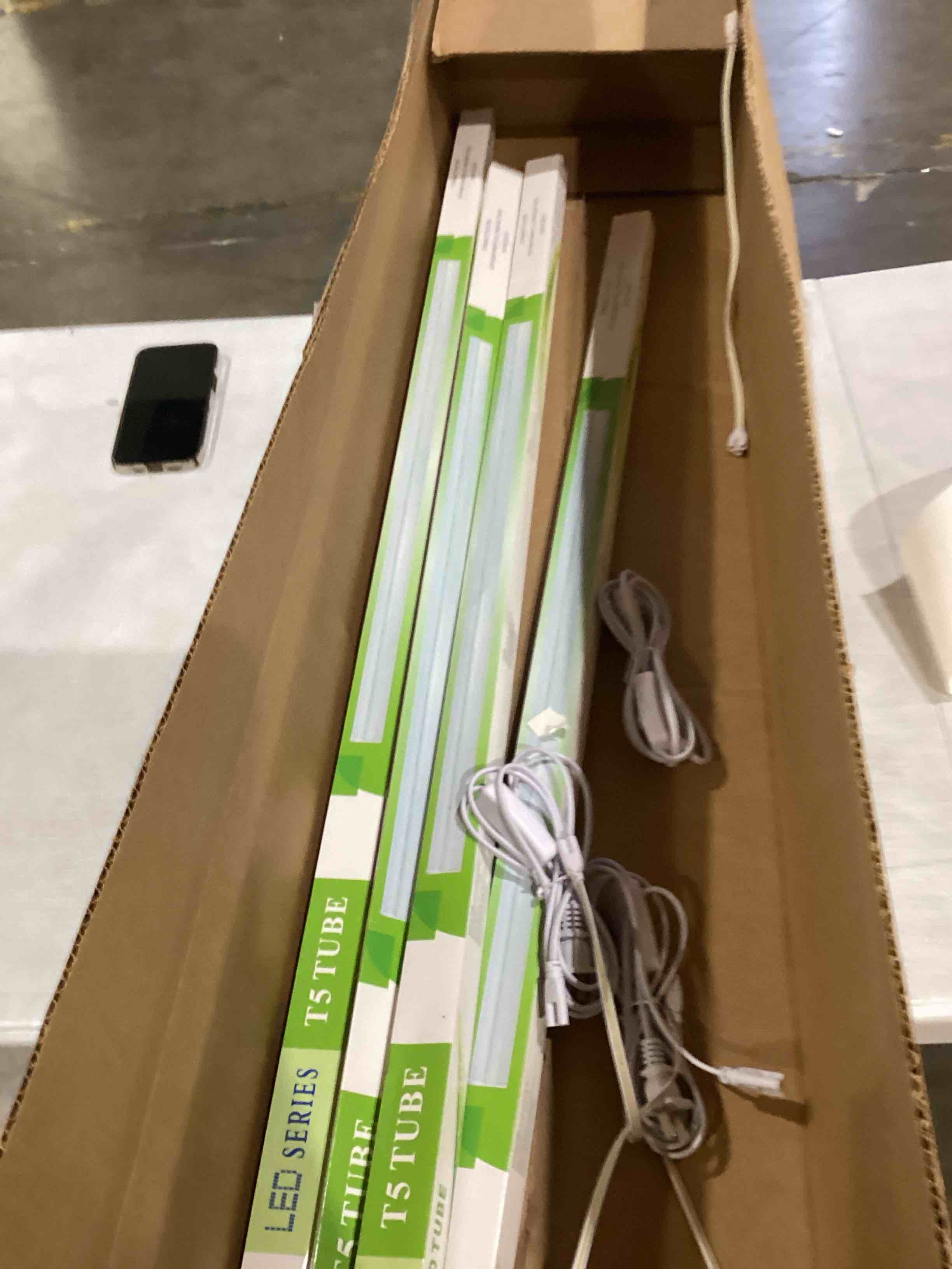 https://s3.amazonaws.com/lotting-images-prod/bidfta/ORG4242383_1752590305097.jpeg