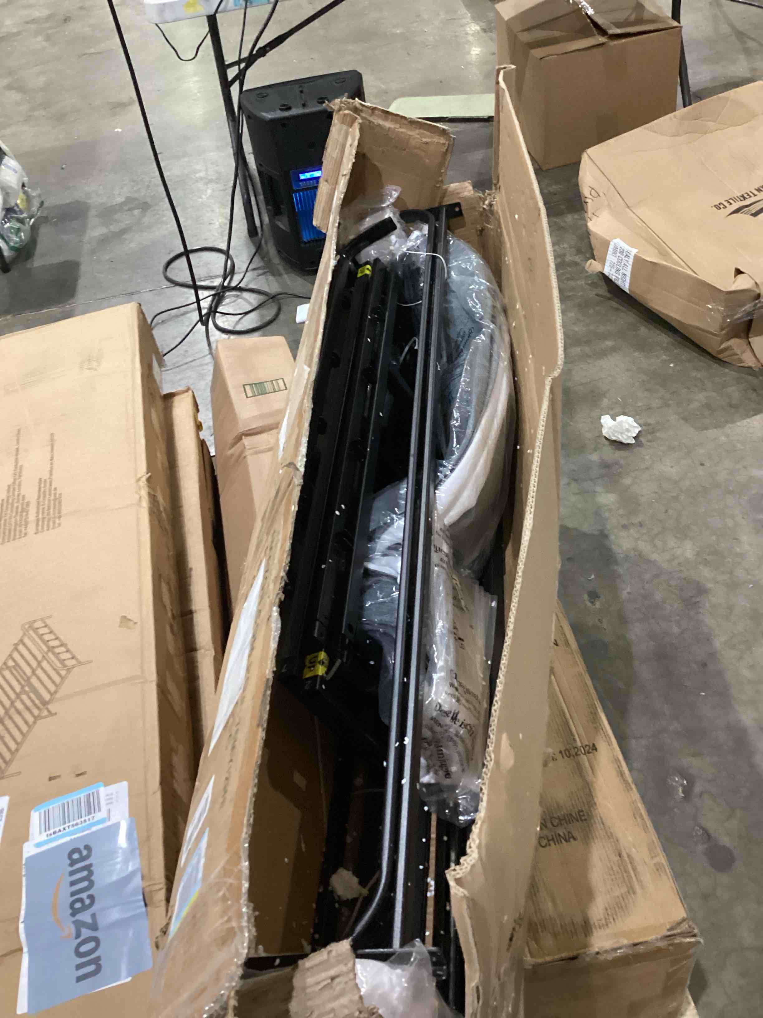 https://s3.amazonaws.com/lotting-images-prod/bidfta/ORG4242435_1752606641785.jpeg