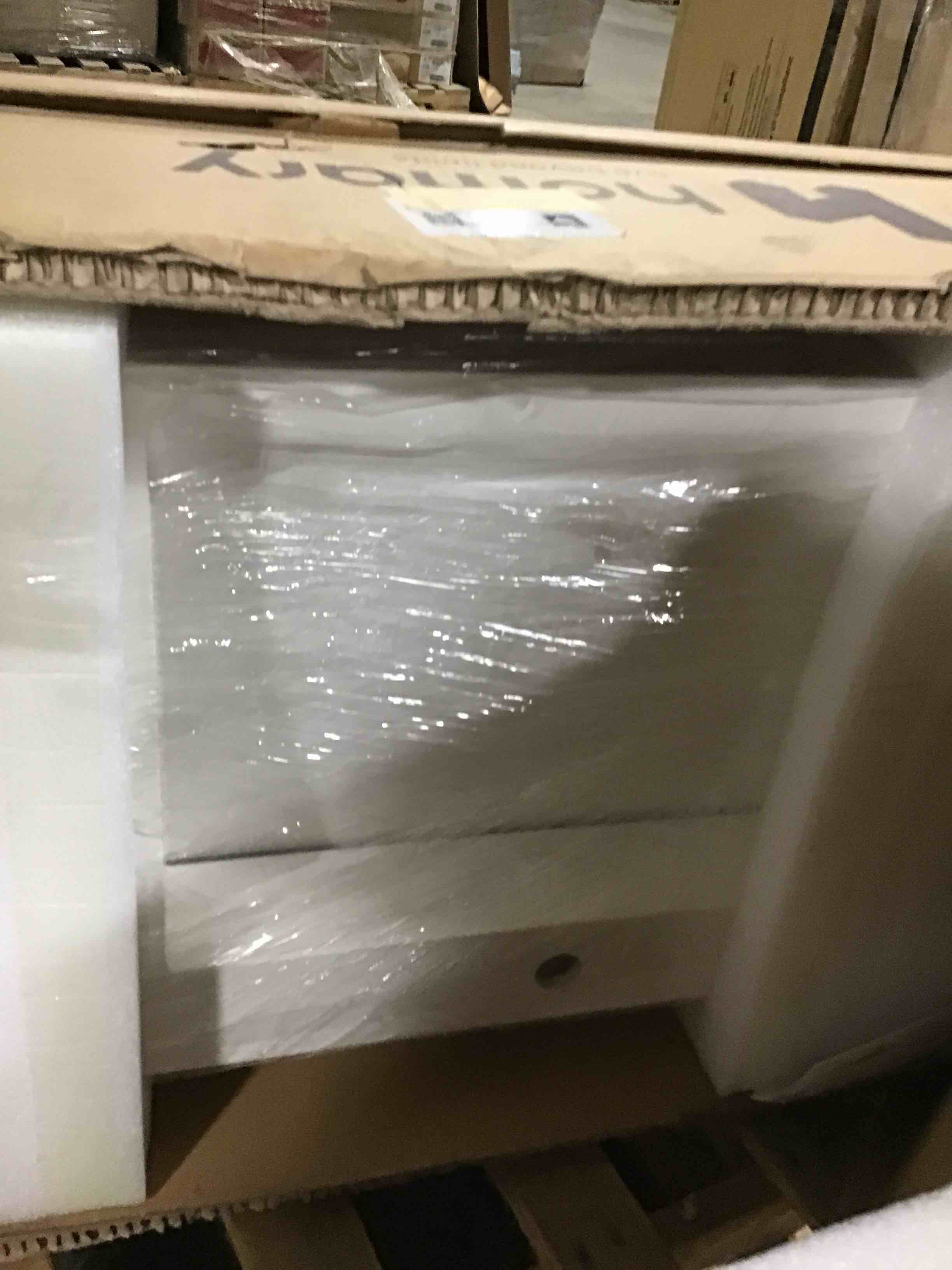 https://s3.amazonaws.com/lotting-images-prod/bidfta/ORG4376427_1687203858098.jpeg