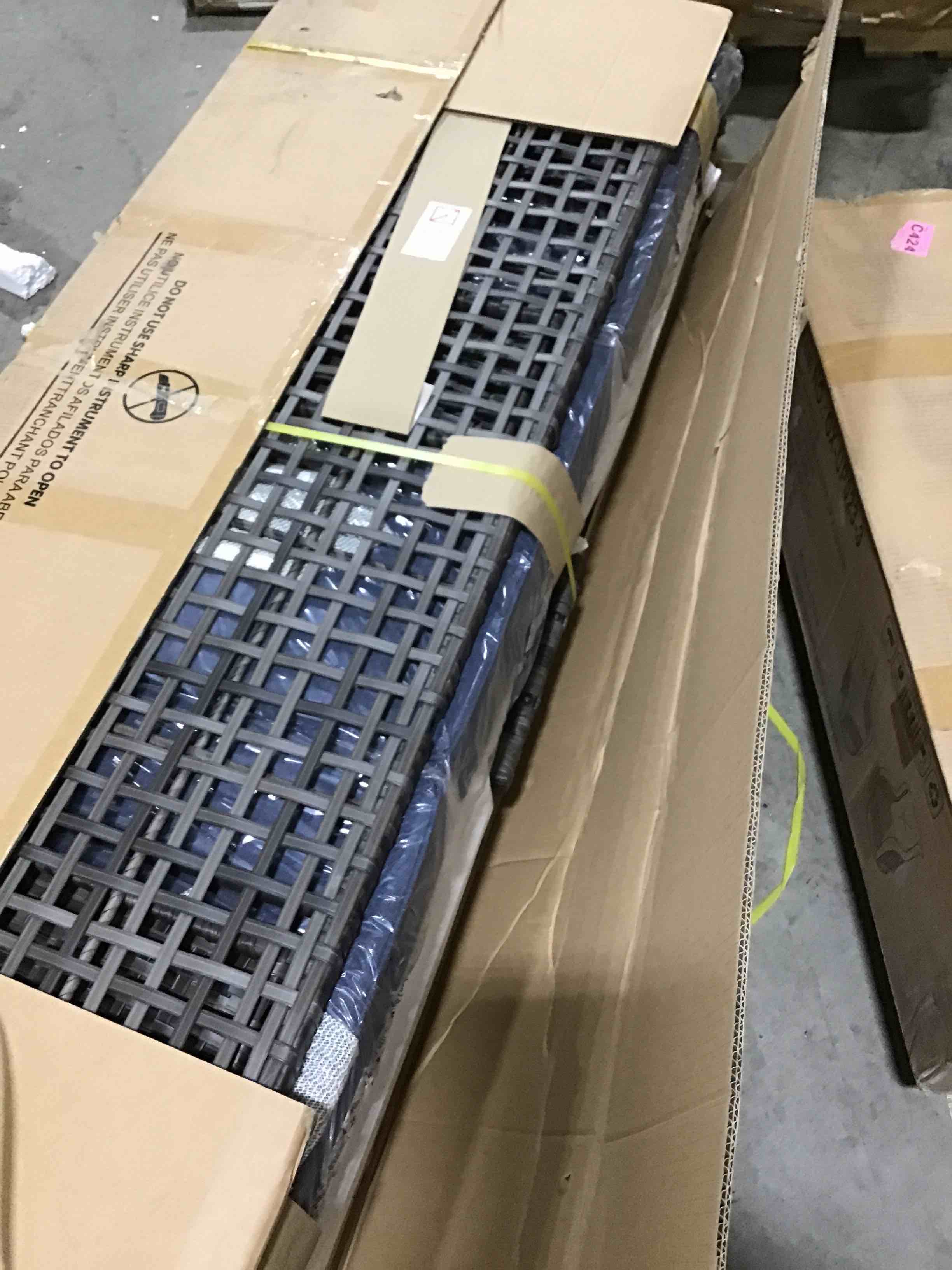 https://s3.amazonaws.com/lotting-images-prod/bidfta/ORG4377752_1687012391938.jpeg