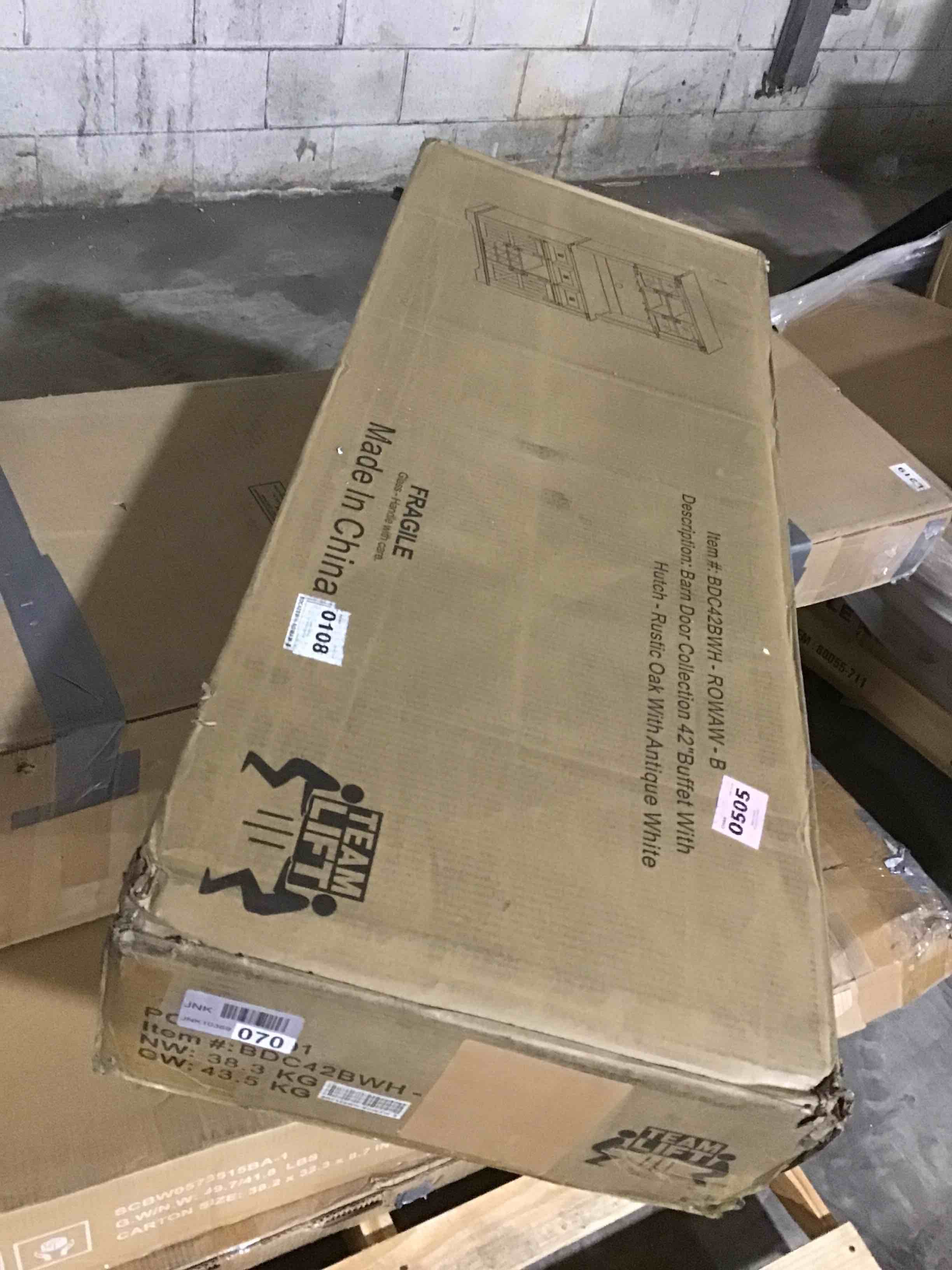 https://s3.amazonaws.com/lotting-images-prod/bidfta/ORG4379110_1686936620069.jpeg