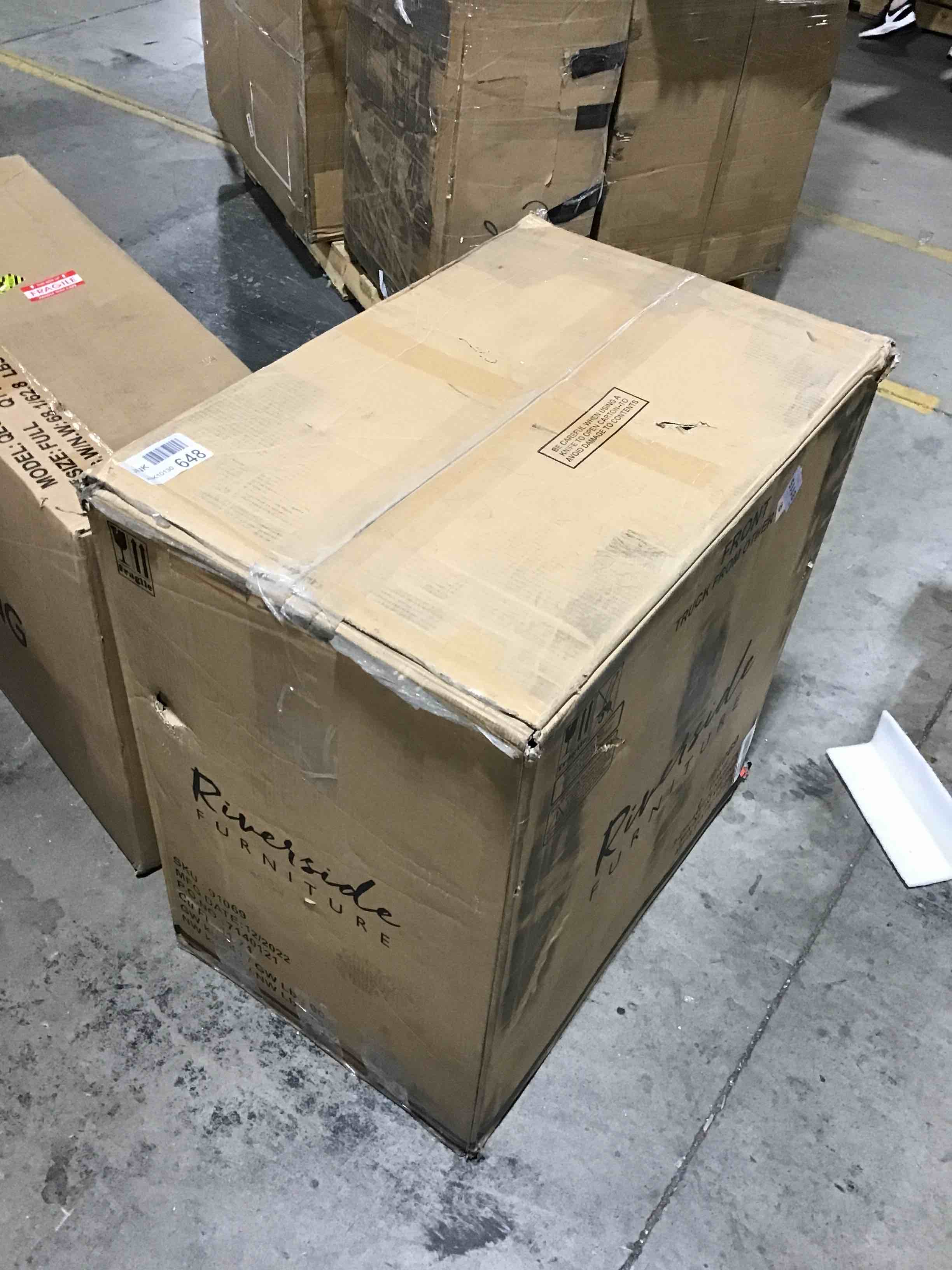 https://s3.amazonaws.com/lotting-images-prod/bidfta/ORG4379275_1687263468304.jpeg