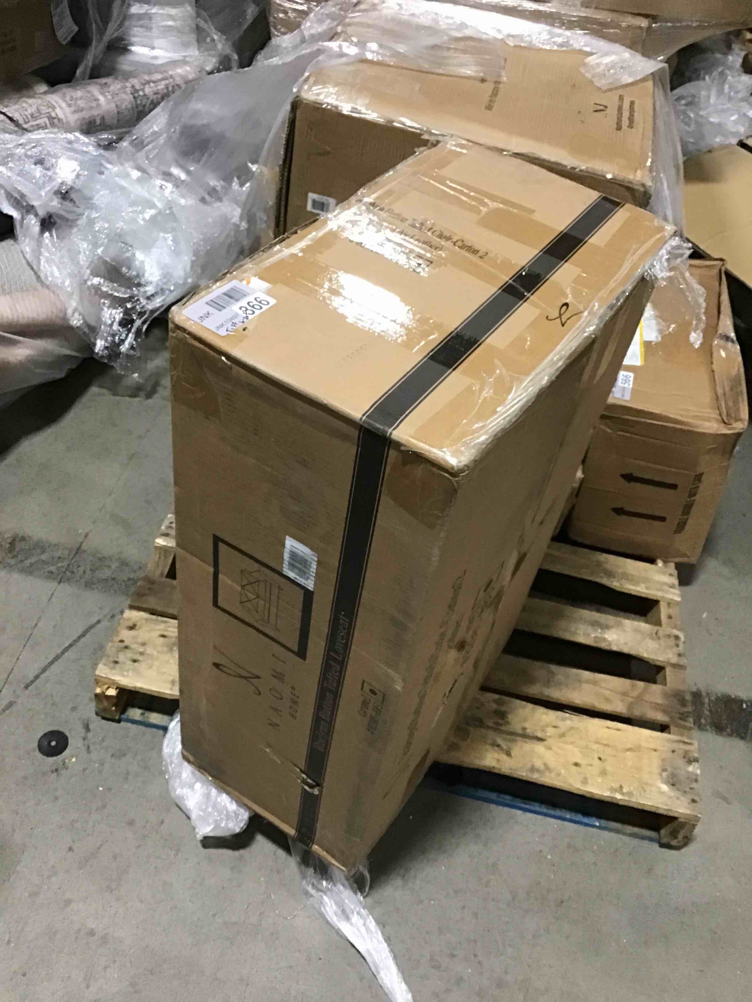 https://s3.amazonaws.com/lotting-images-prod/bidfta/ORG4379417_1687439920265.jpeg