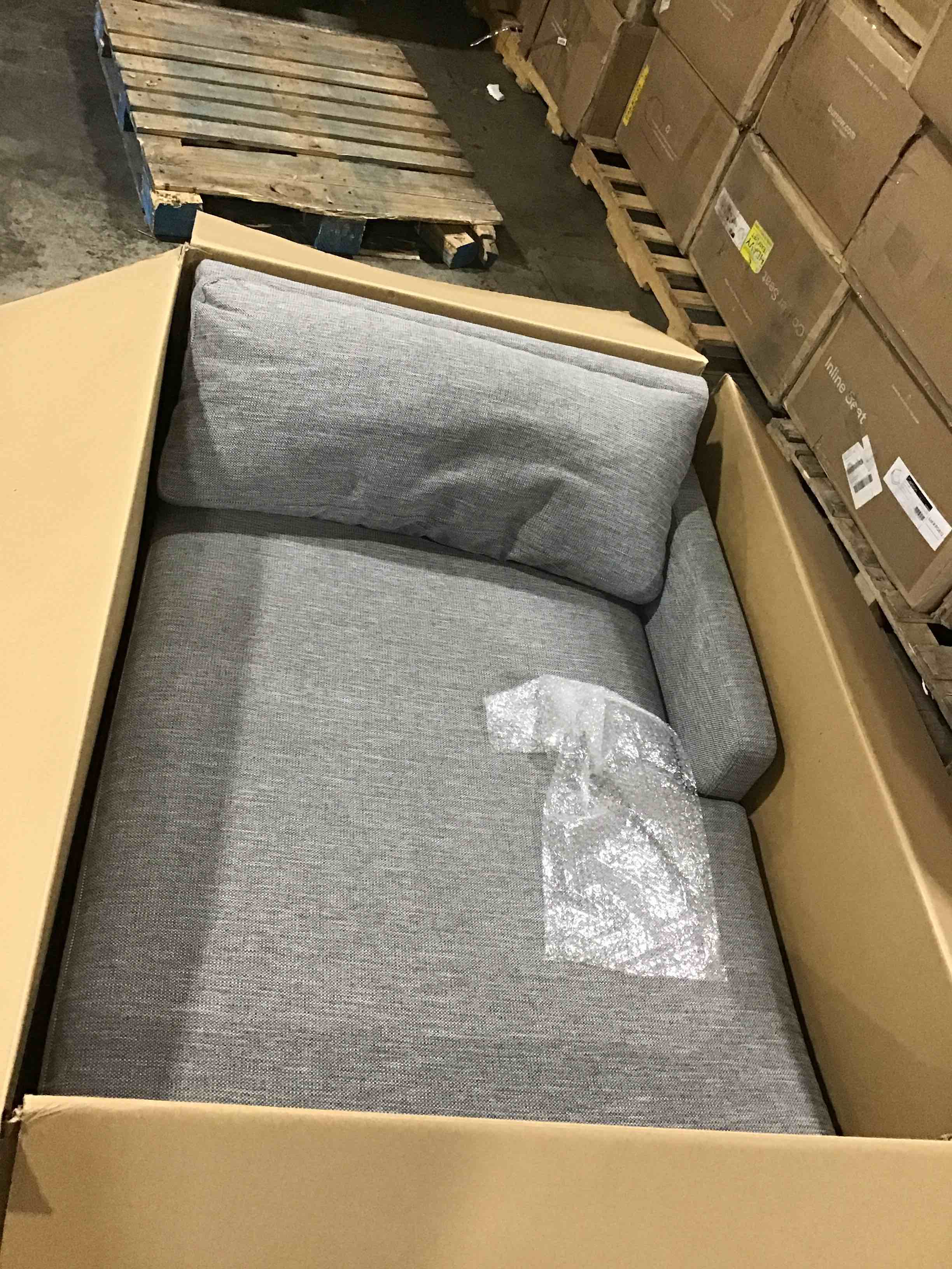 https://s3.amazonaws.com/lotting-images-prod/bidfta/ORG4379661_1688139414360.jpeg