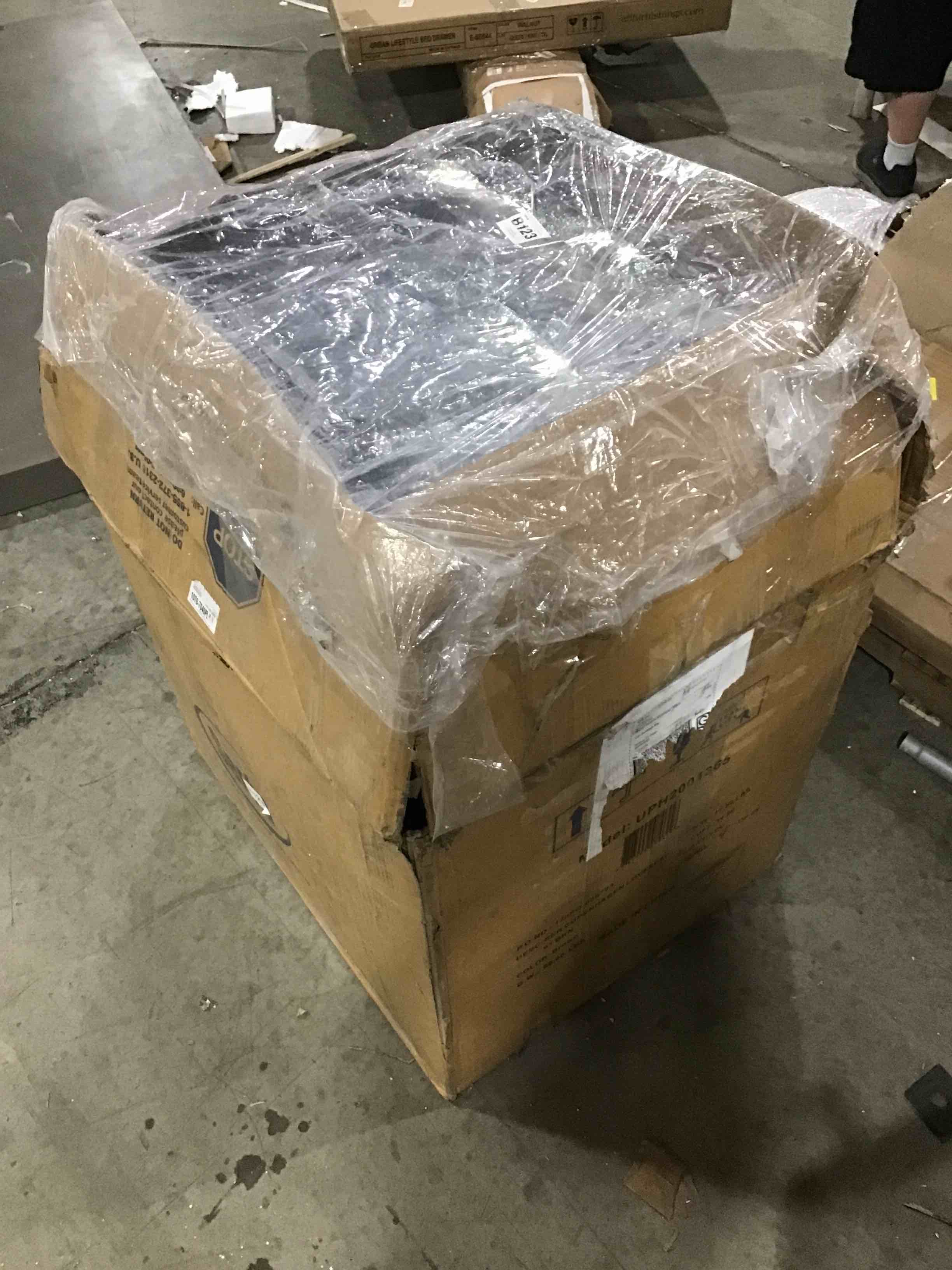 https://s3.amazonaws.com/lotting-images-prod/bidfta/ORG4382242_1687888158629.jpeg