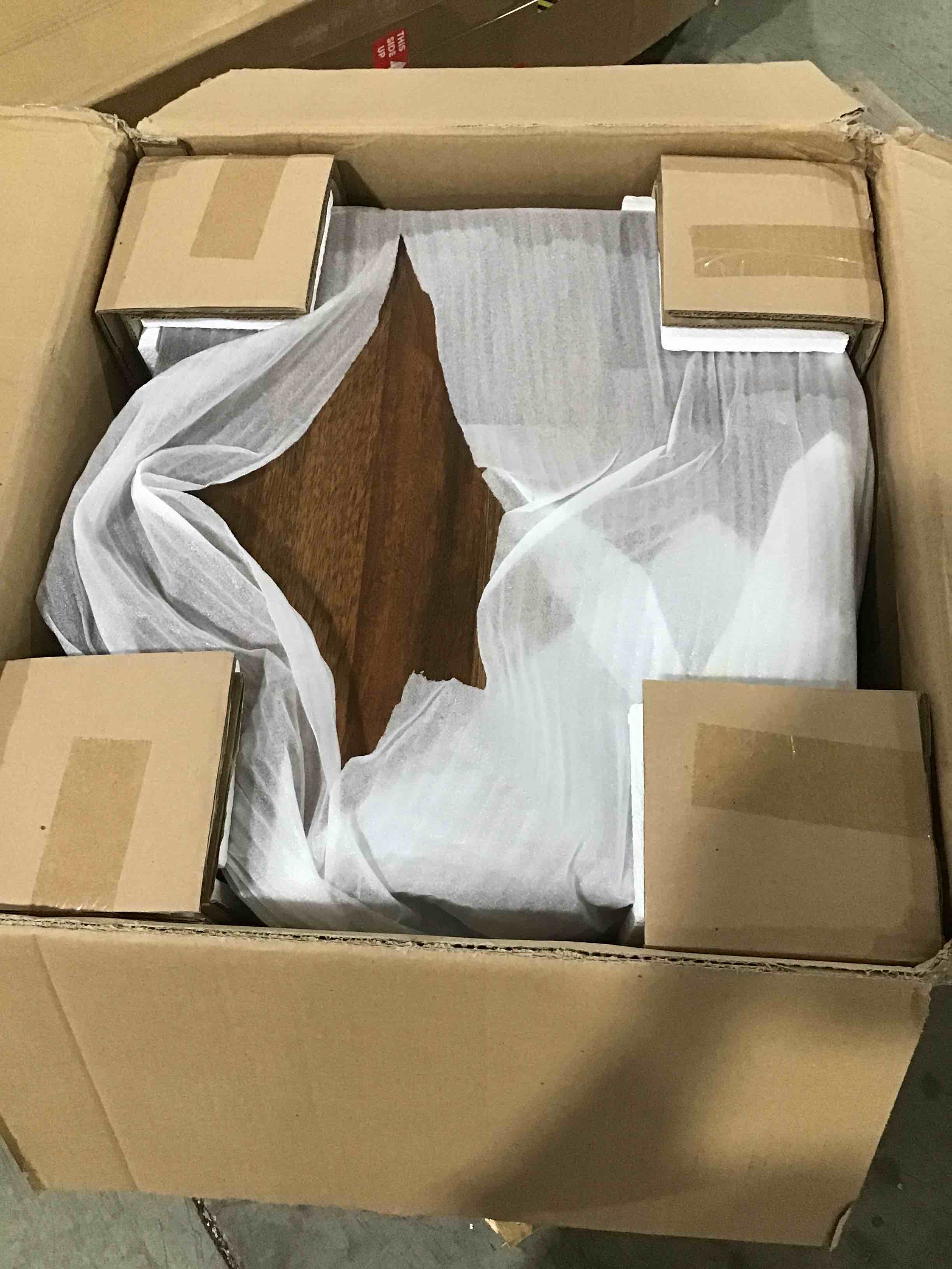 https://s3.amazonaws.com/lotting-images-prod/bidfta/ORG4382468_1688584303129.jpeg