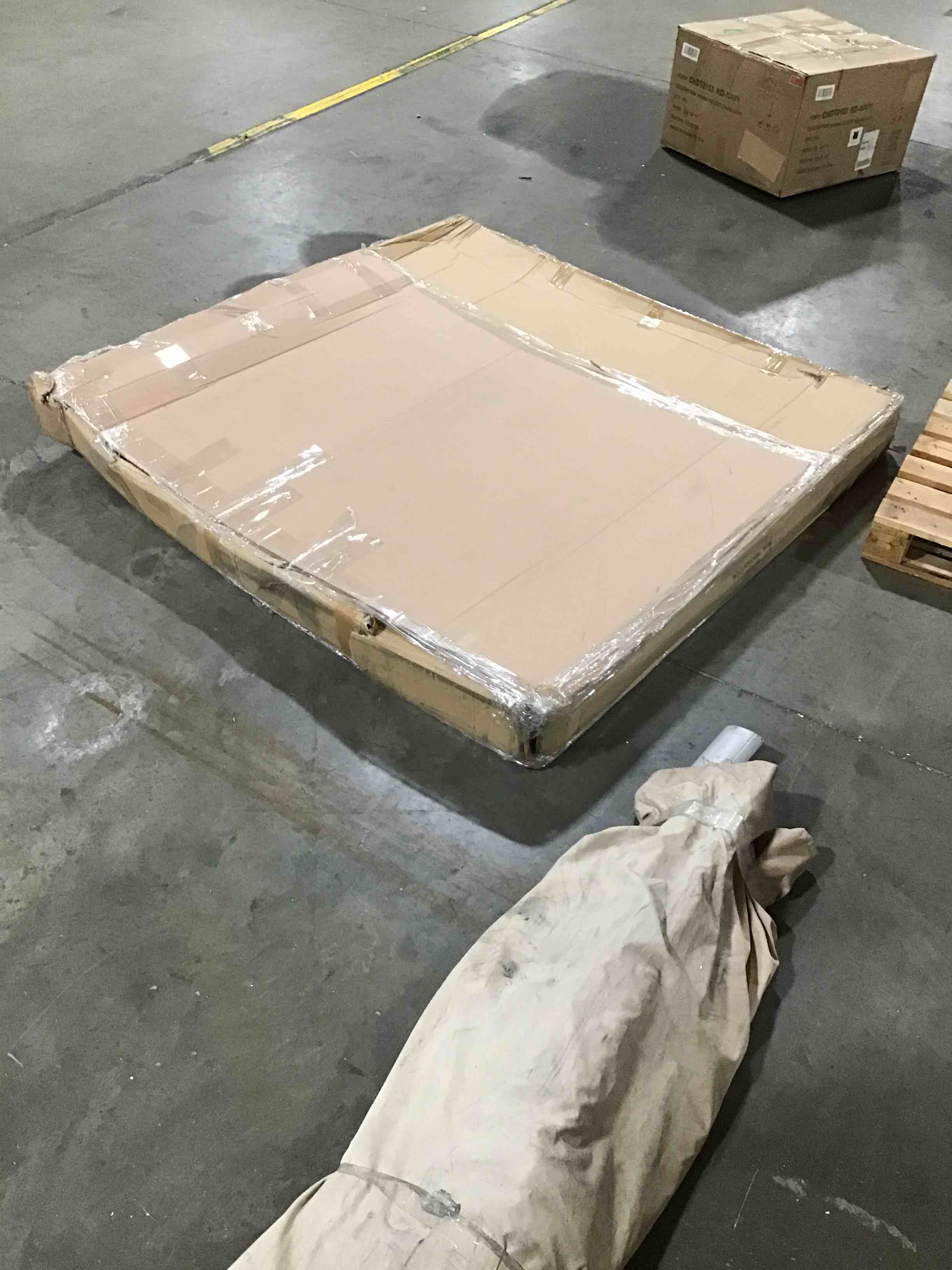 https://s3.amazonaws.com/lotting-images-prod/bidfta/ORG4383194_1690399399008.jpeg