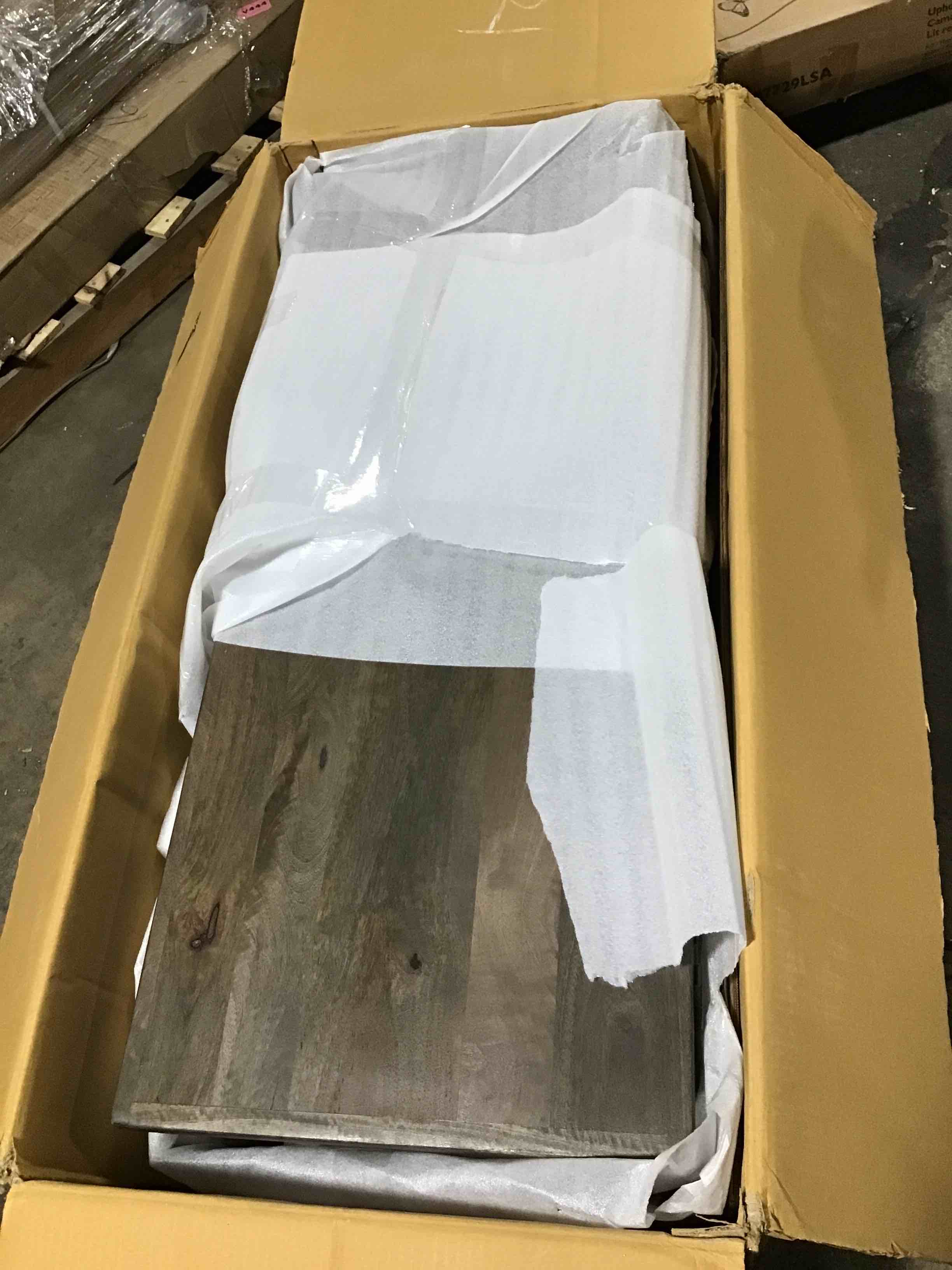 https://s3.amazonaws.com/lotting-images-prod/bidfta/ORG4383292_1690573487175.jpeg
