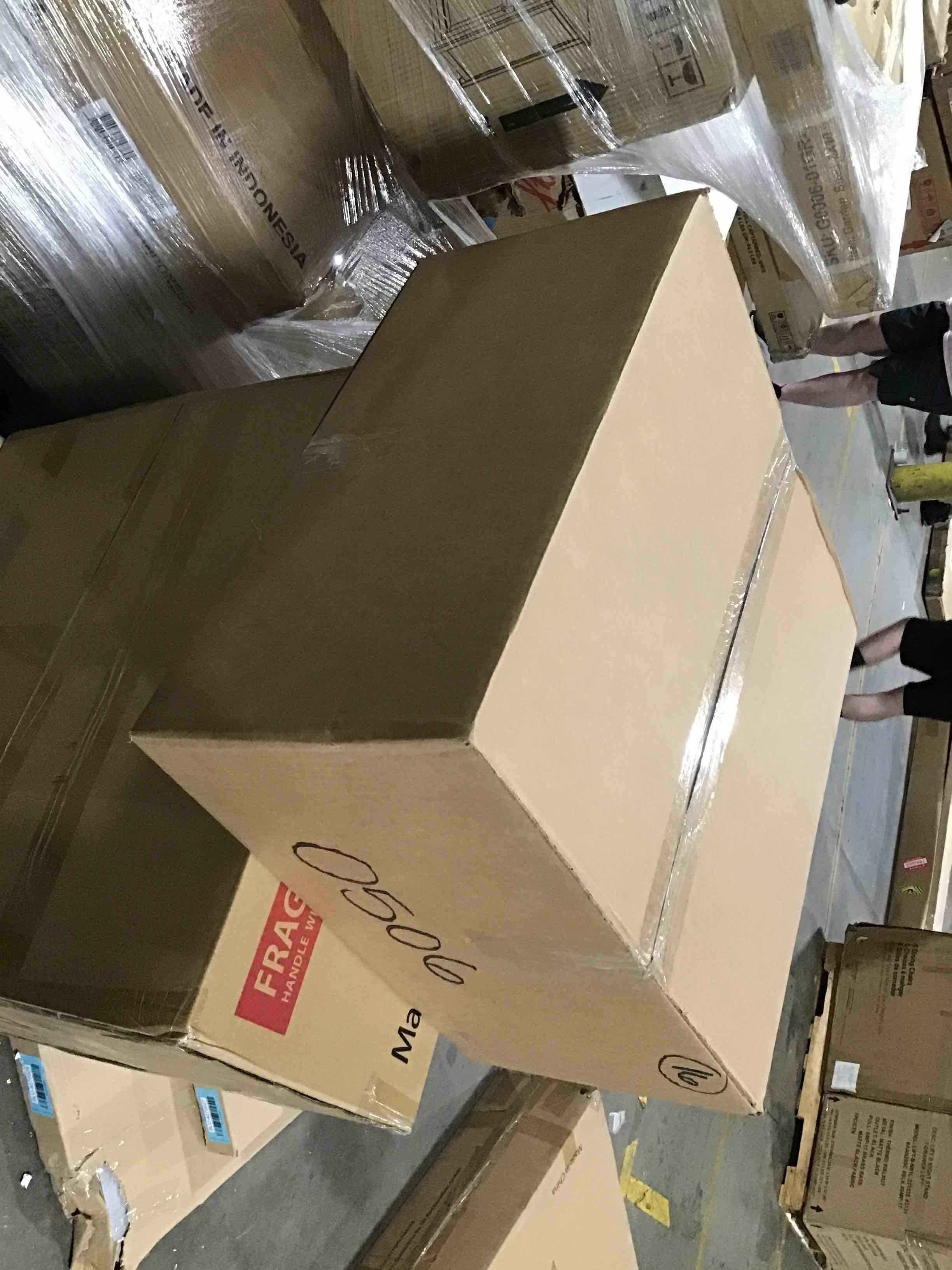 https://s3.amazonaws.com/lotting-images-prod/bidfta/ORG4383469_1687265184982.jpeg