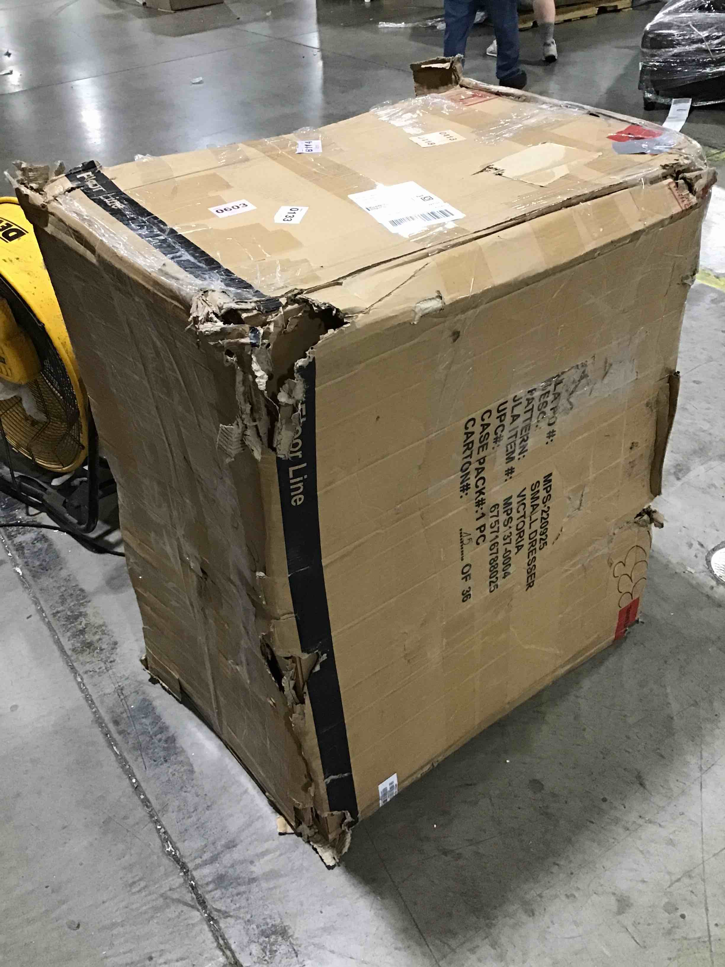 https://s3.amazonaws.com/lotting-images-prod/bidfta/ORG4383807_1687887463680.jpeg