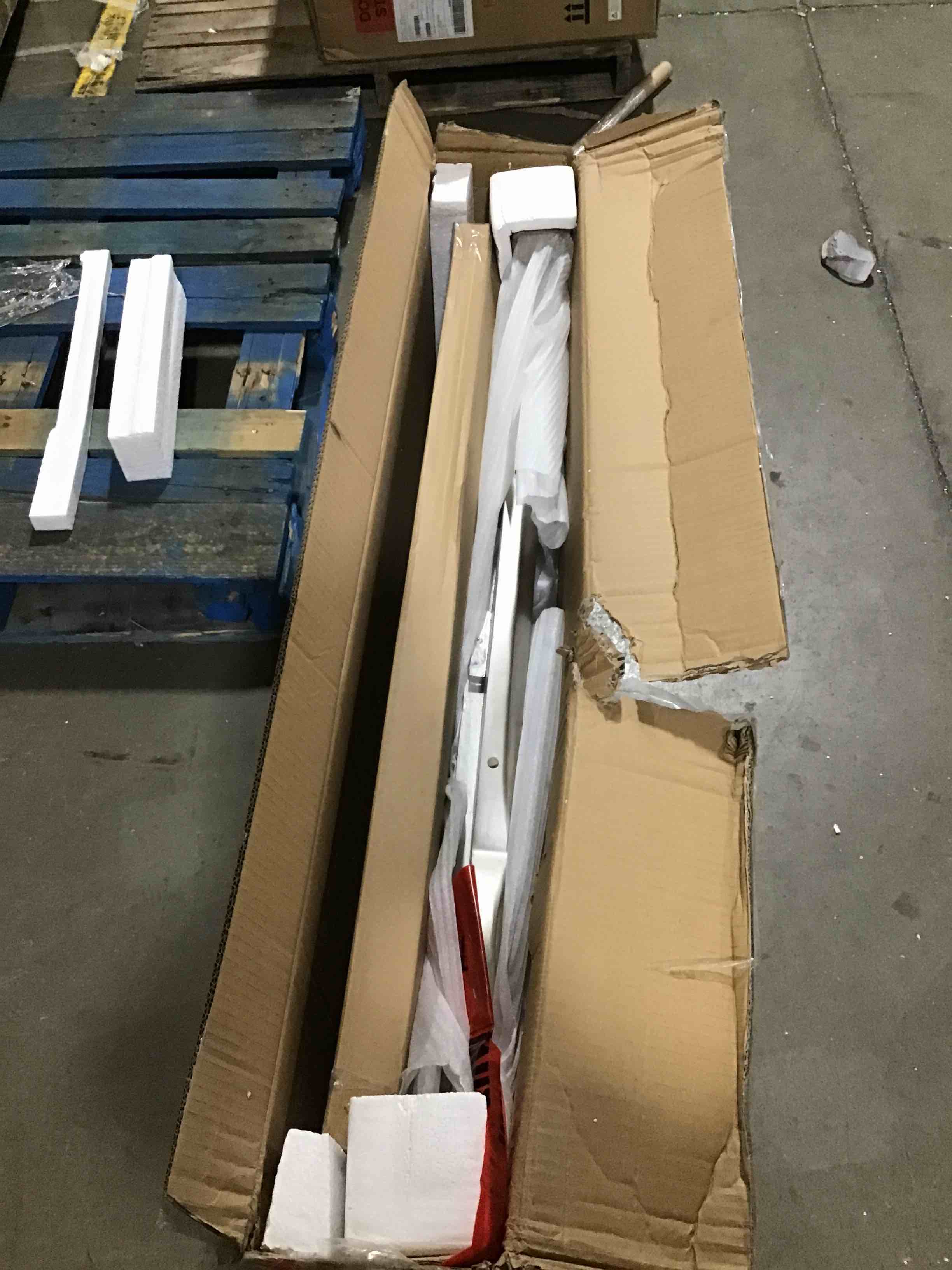 https://s3.amazonaws.com/lotting-images-prod/bidfta/ORG4383898_1688068375487.jpeg