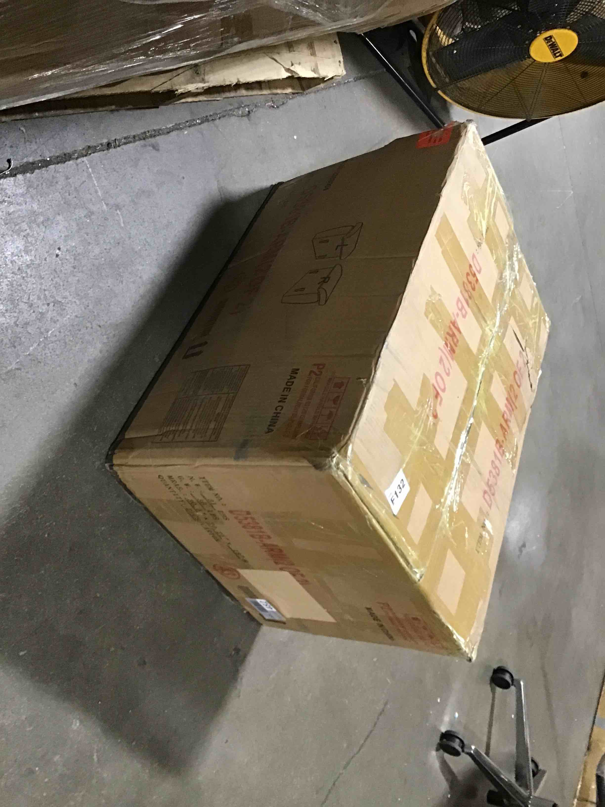 https://s3.amazonaws.com/lotting-images-prod/bidfta/ORG4384377_1689339503778.jpeg