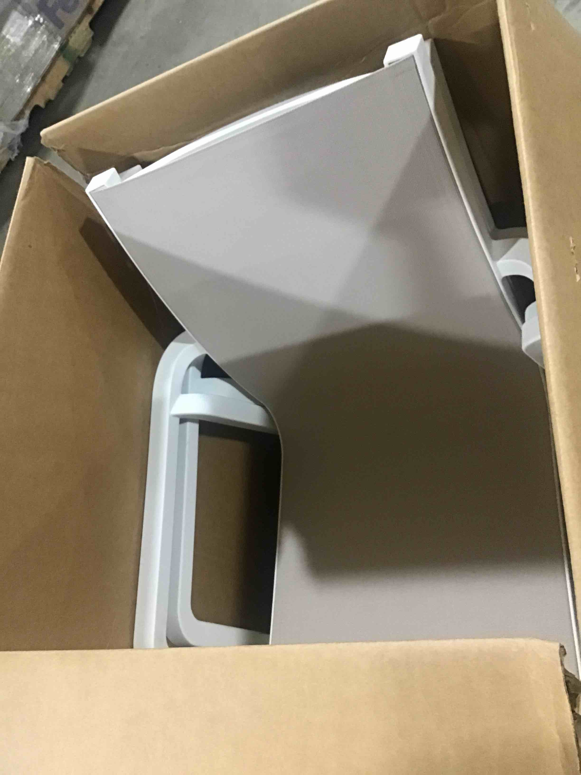 https://s3.amazonaws.com/lotting-images-prod/bidfta/ORG4385250_1686746018674.jpeg