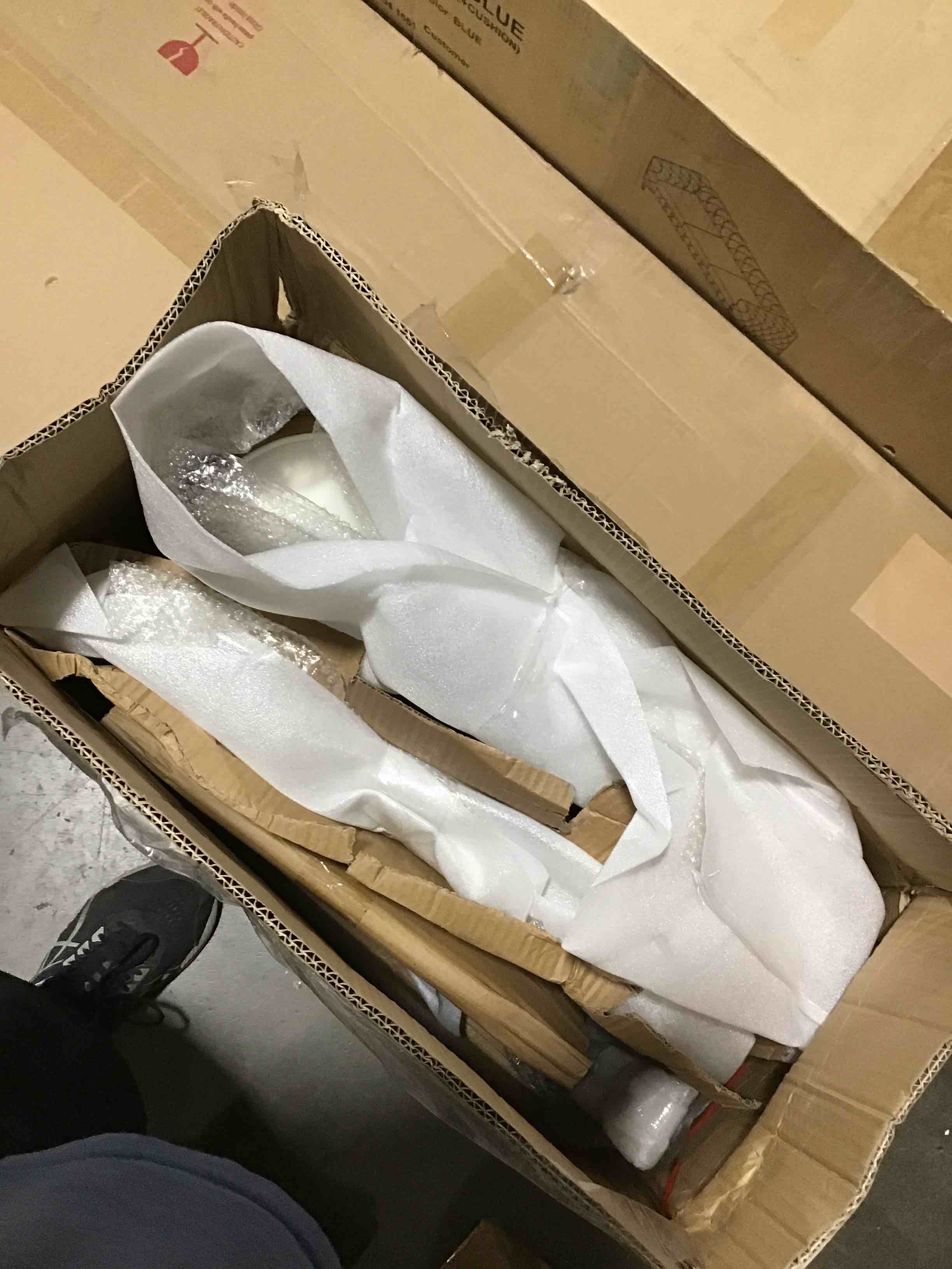 https://s3.amazonaws.com/lotting-images-prod/bidfta/ORG4387161_1689255076201.jpeg