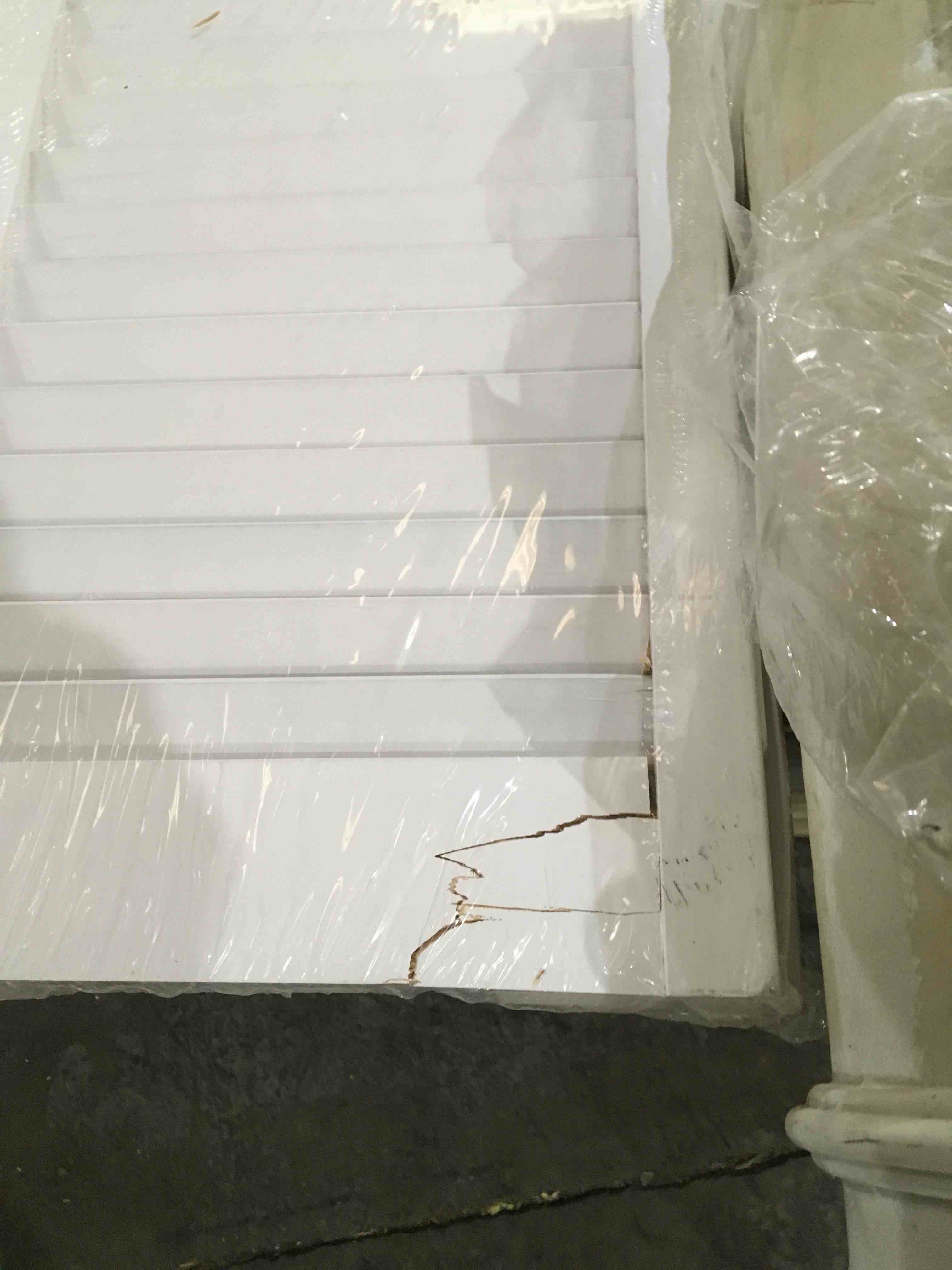 https://s3.amazonaws.com/lotting-images-prod/bidfta/ORG4425065_1683204414187.jpeg