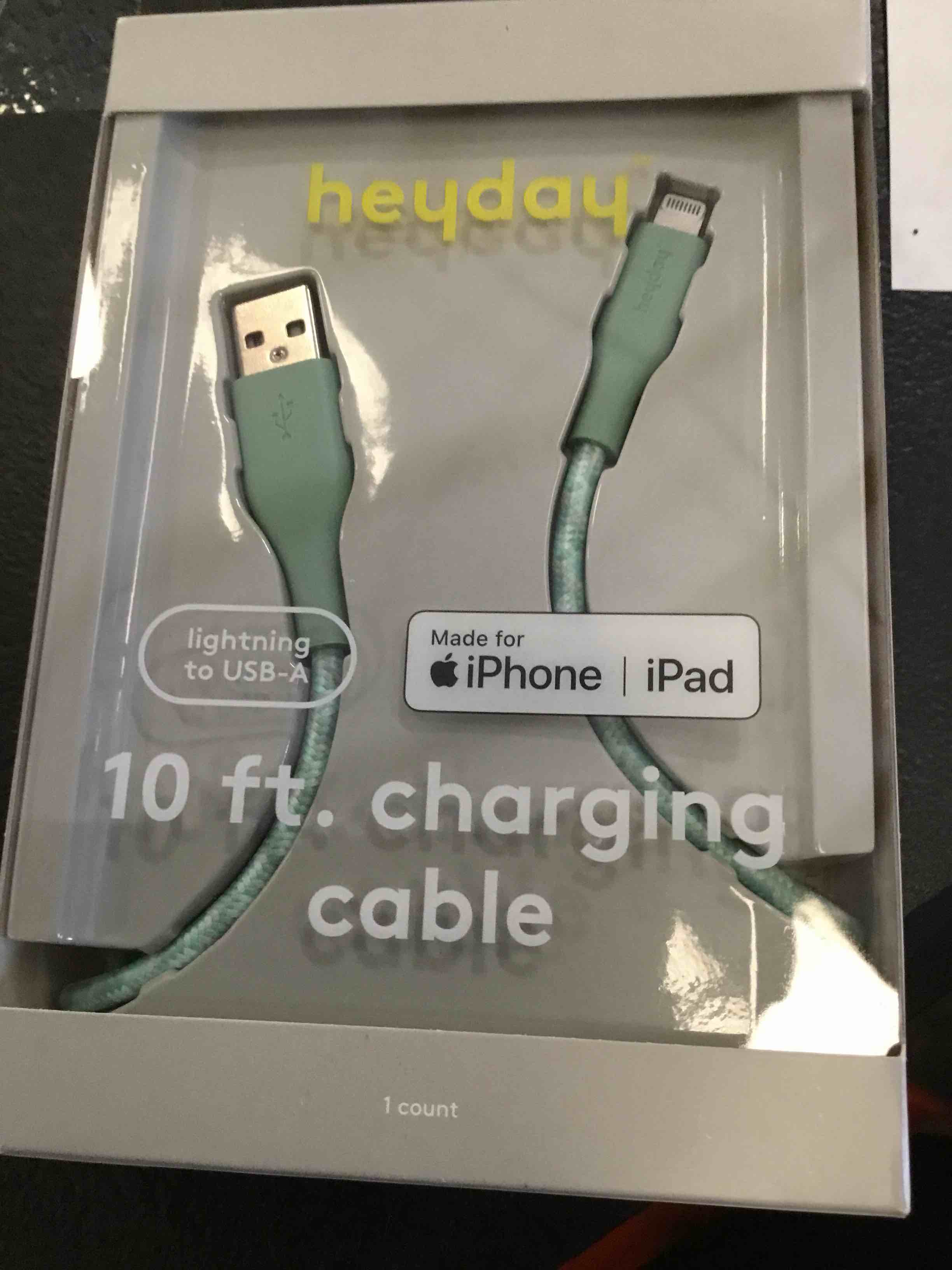 https://s3.amazonaws.com/lotting-images-prod/bidfta/ORG4427730_1690220955313.jpeg