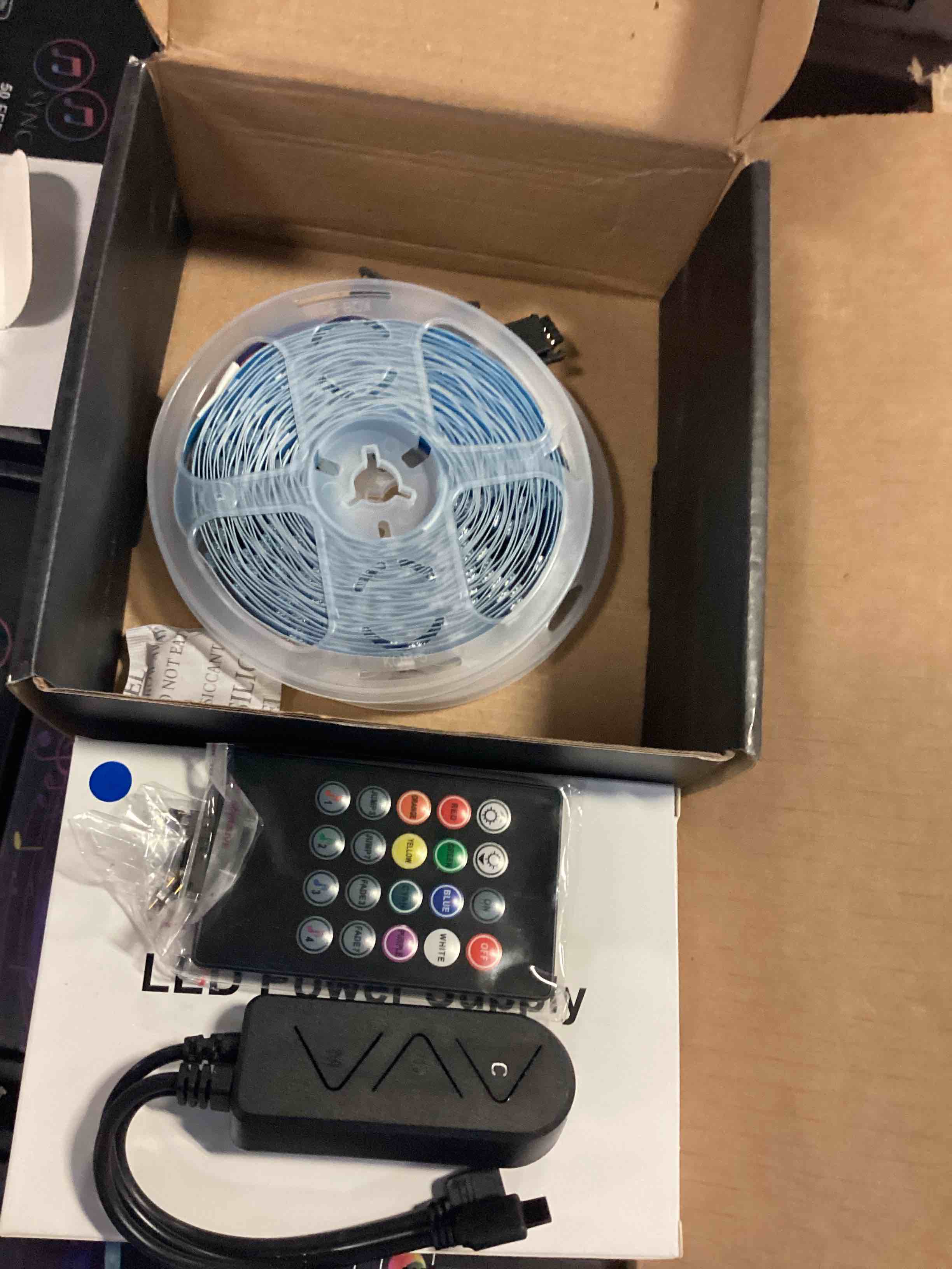 https://s3.amazonaws.com/lotting-images-prod/bidfta/ORG4482352_1680357081628.jpeg