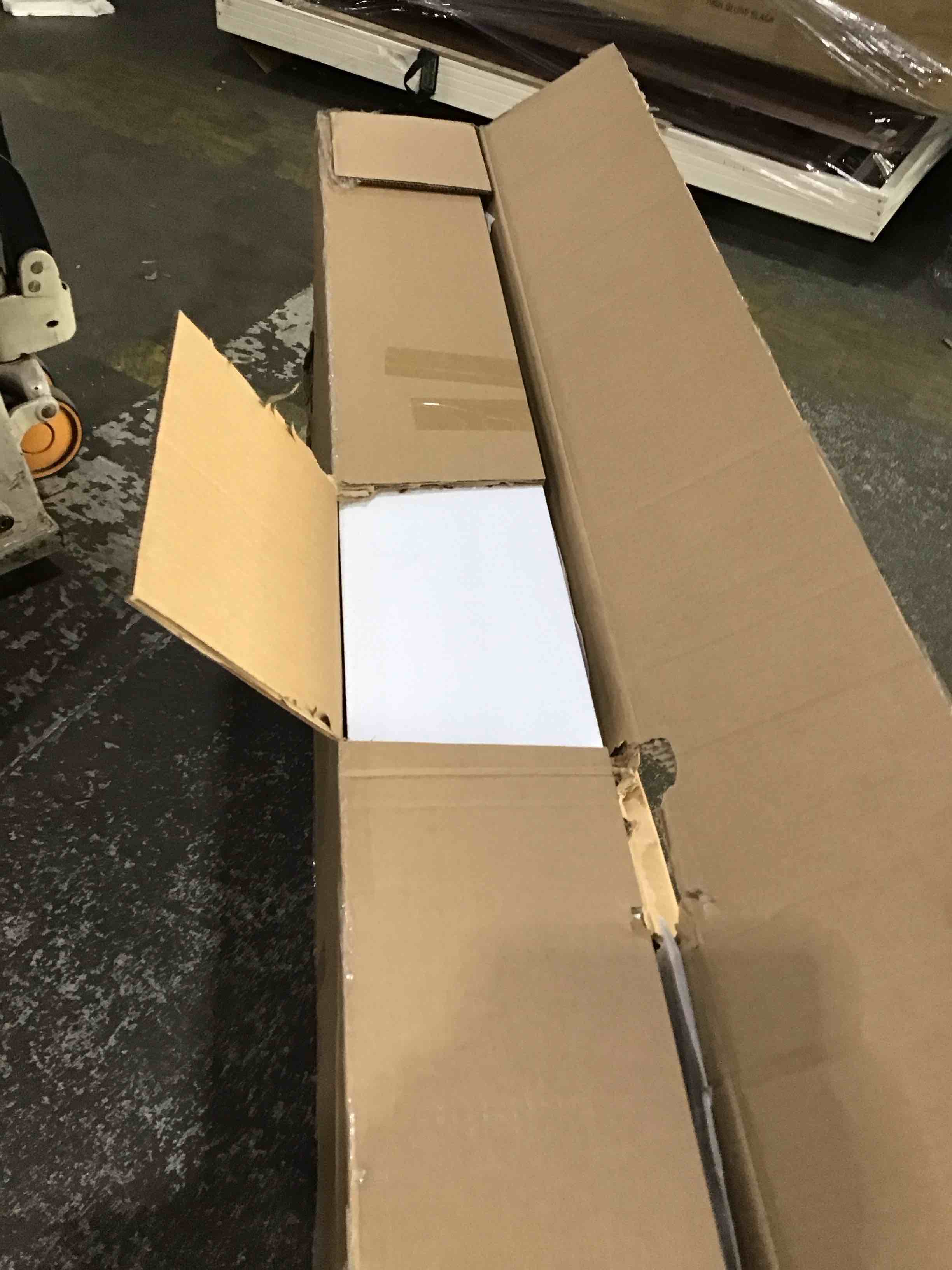 https://s3.amazonaws.com/lotting-images-prod/bidfta/ORG4495991_1712610849615.jpeg