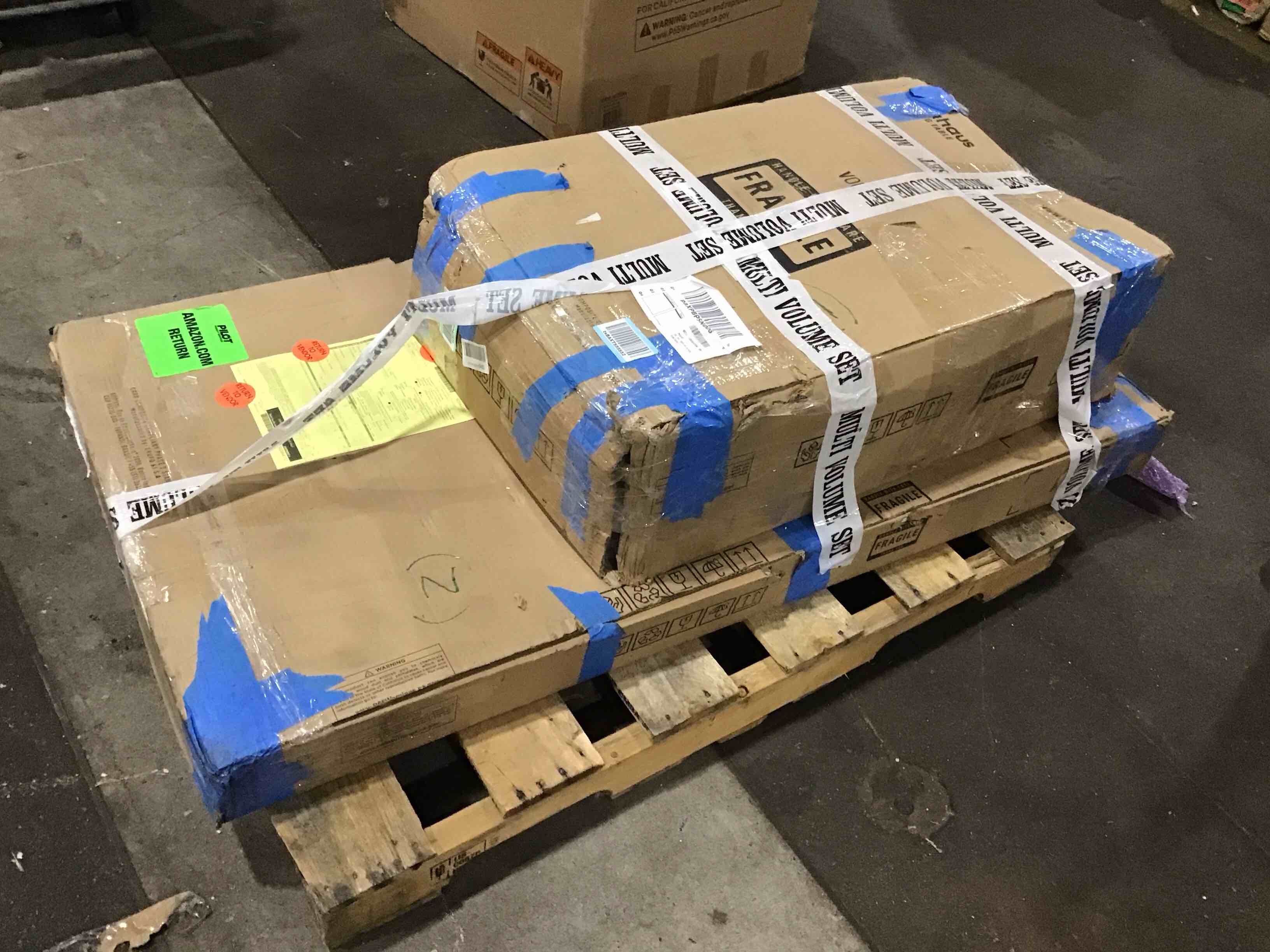 https://s3.amazonaws.com/lotting-images-prod/bidfta/ORG4497145_1715178174624.jpeg