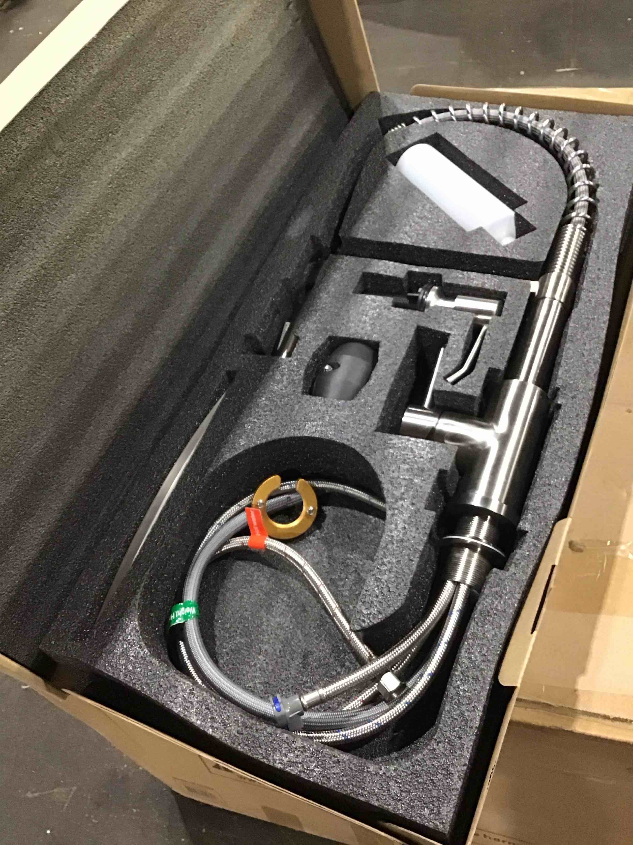 https://s3.amazonaws.com/lotting-images-prod/bidfta/ORG4497192_1715197517463.jpeg
