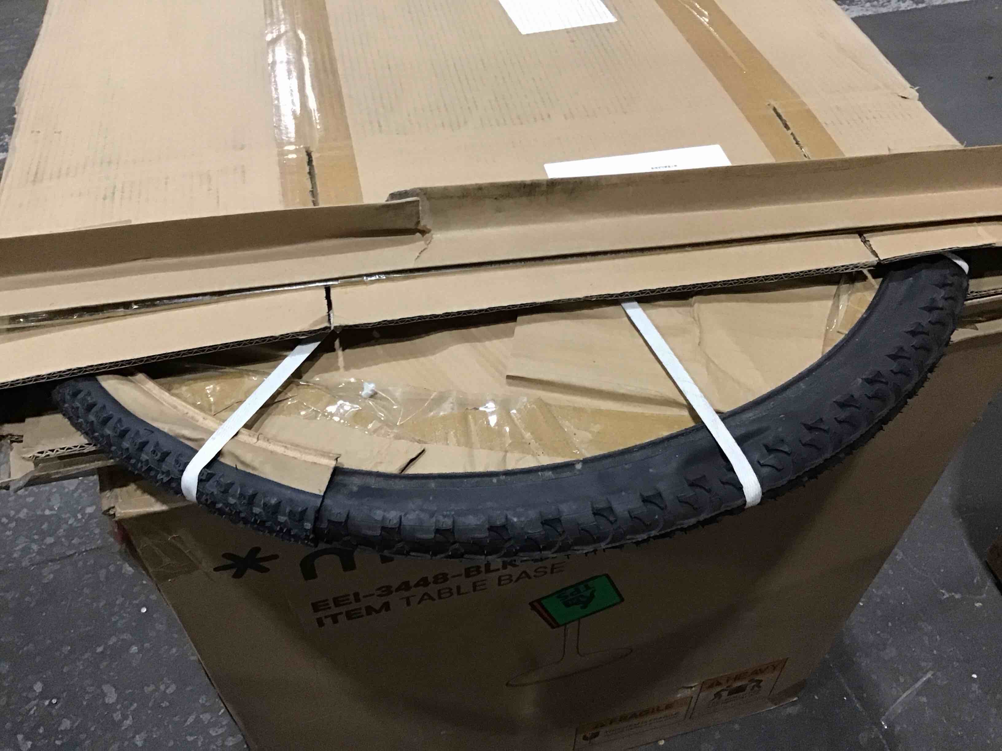 https://s3.amazonaws.com/lotting-images-prod/bidfta/ORG4497273_1715359472678.jpeg