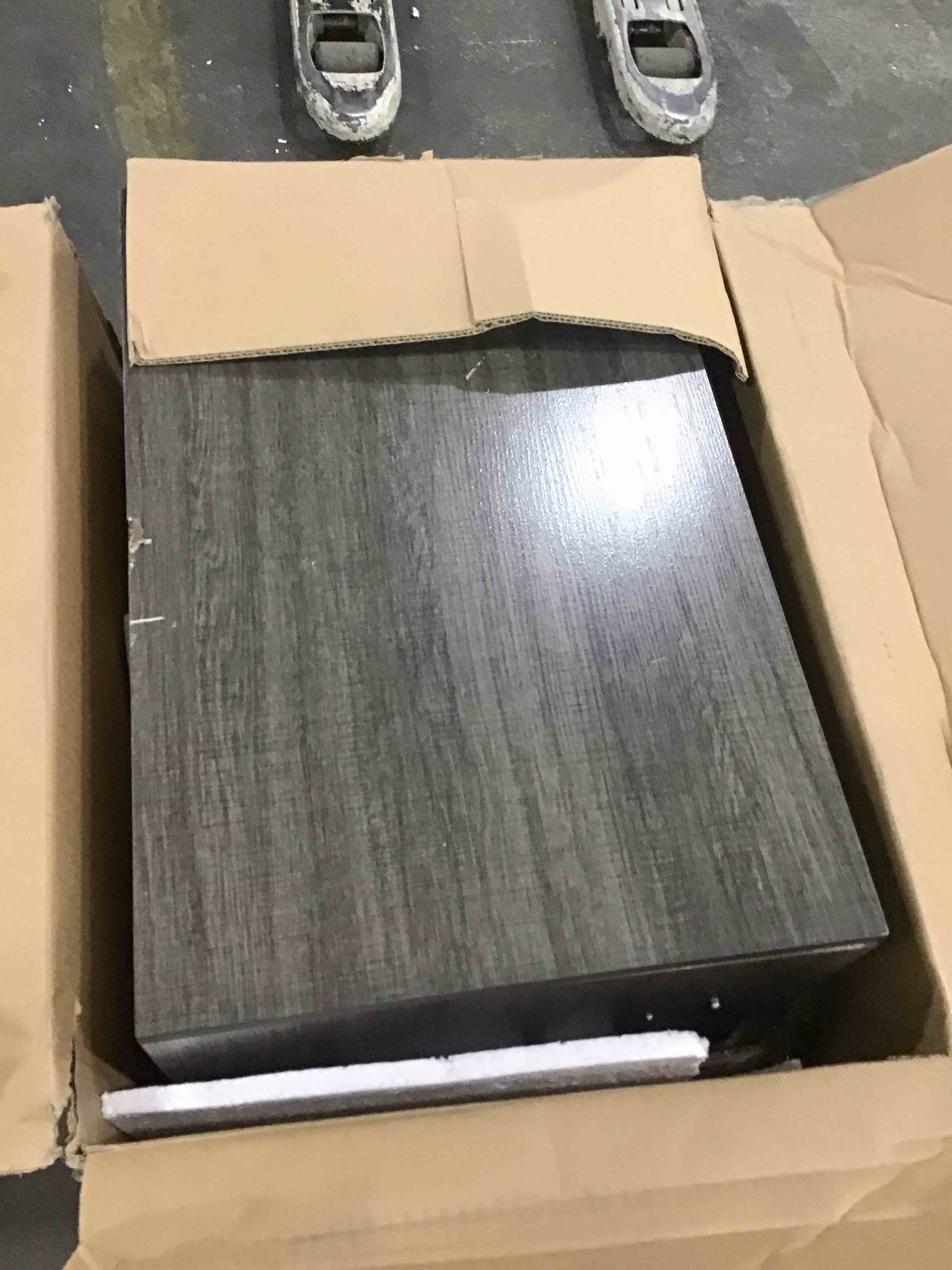 https://s3.amazonaws.com/lotting-images-prod/bidfta/ORG4497550_1713370059046.jpeg