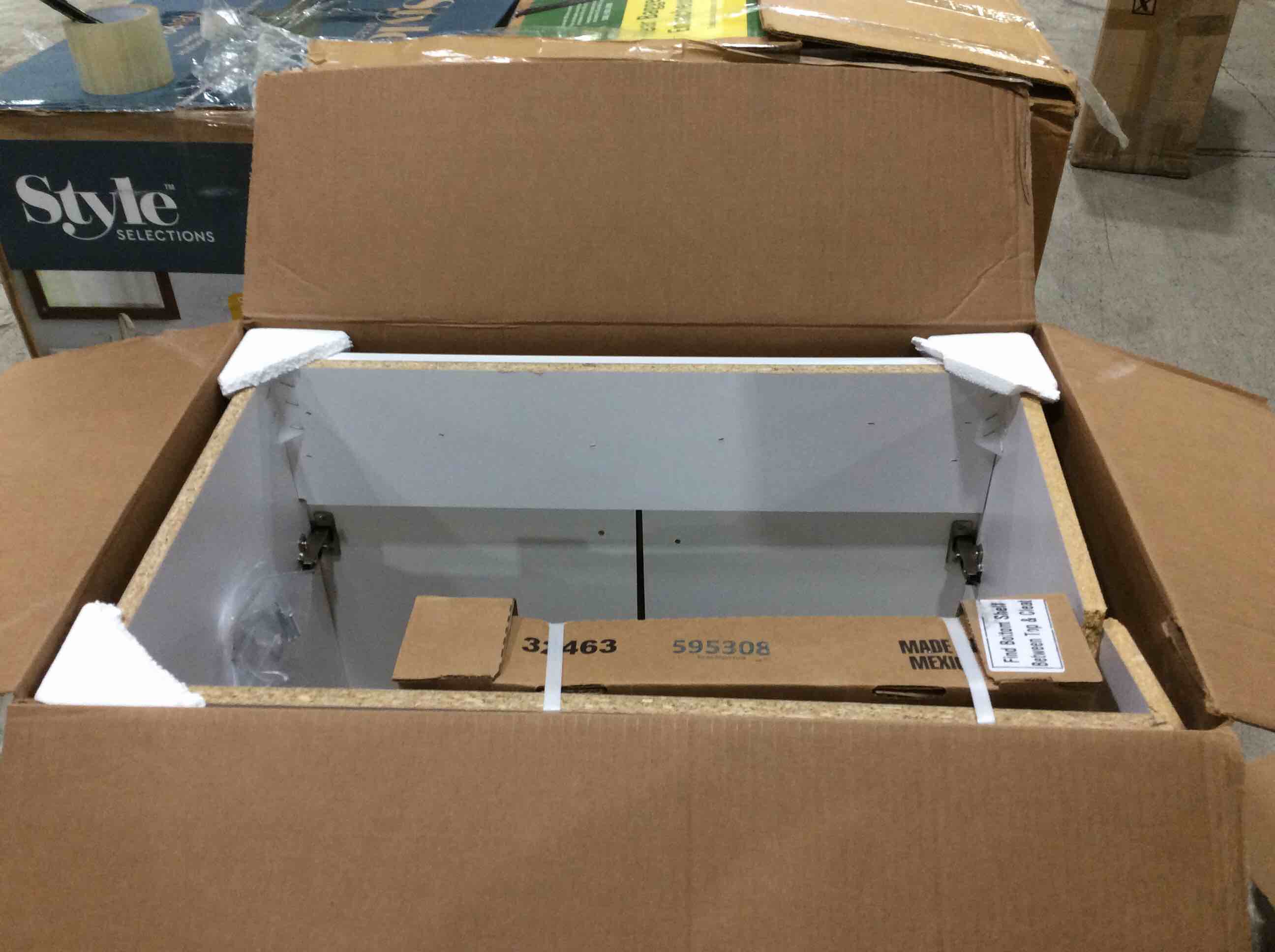 https://s3.amazonaws.com/lotting-images-prod/bidfta/ORG4498074_1713972668394.jpeg