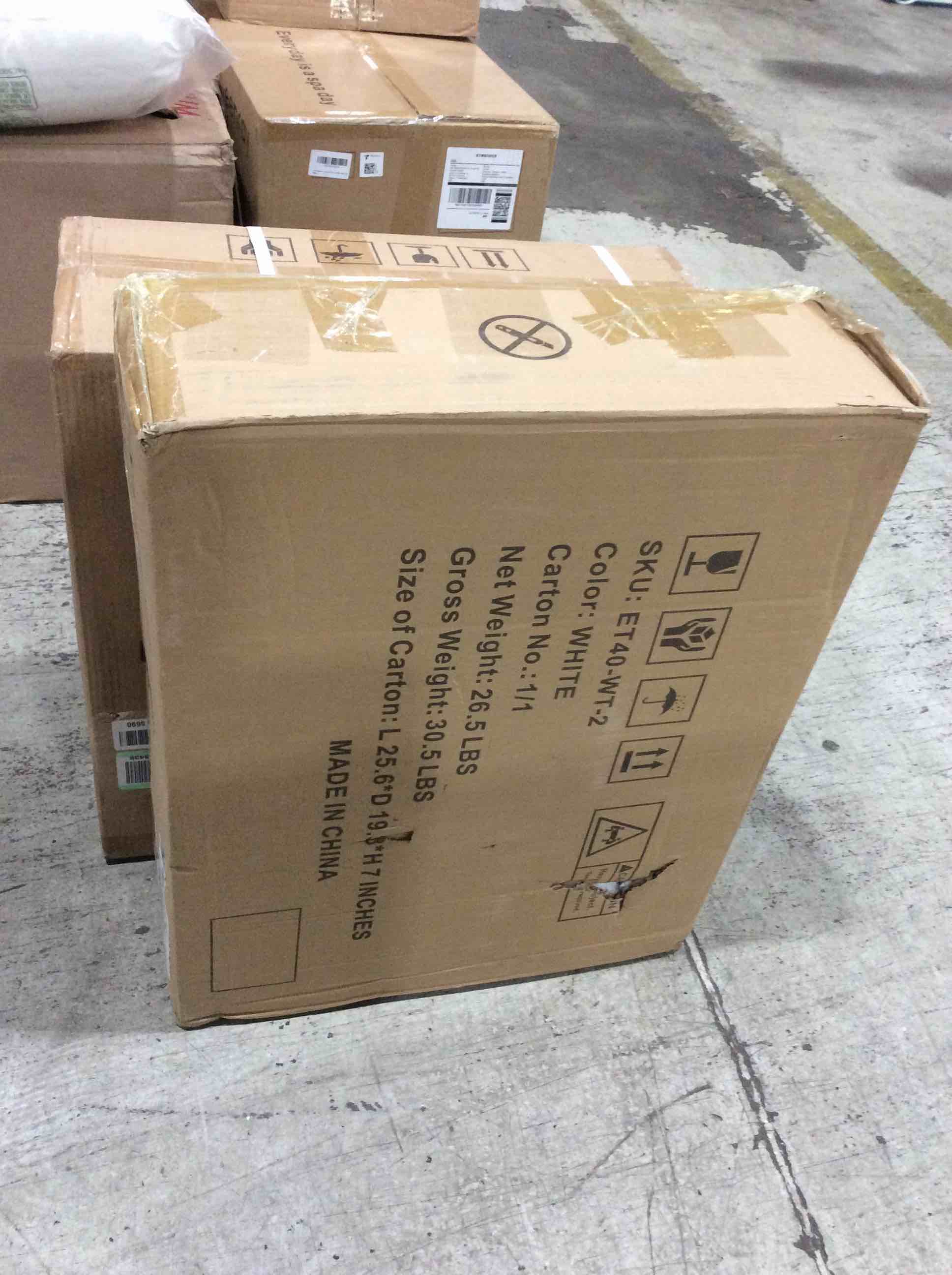 https://s3.amazonaws.com/lotting-images-prod/bidfta/ORG4498898_1715177286974.jpeg