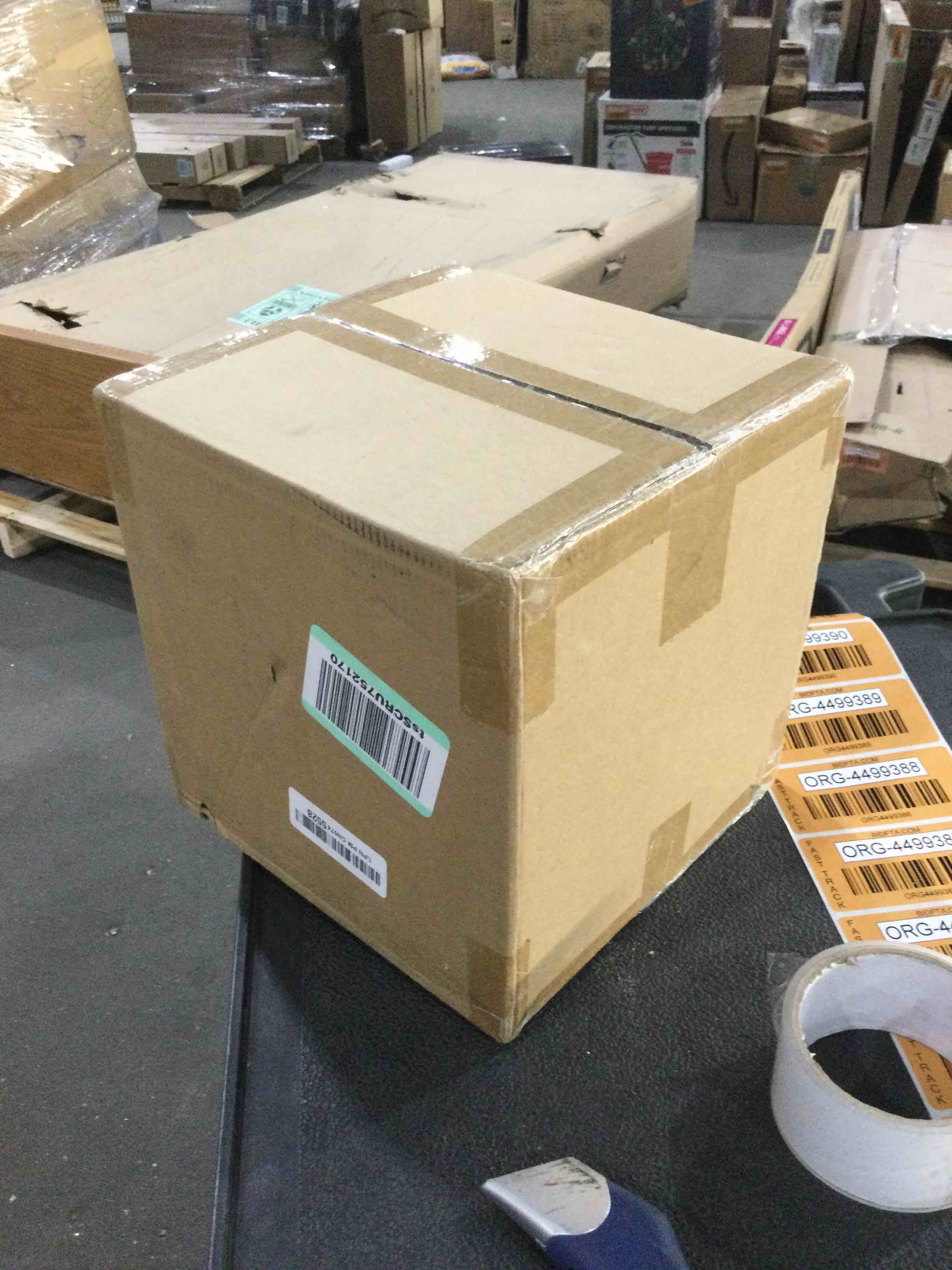https://s3.amazonaws.com/lotting-images-prod/bidfta/ORG4499381_1711572956587.jpeg