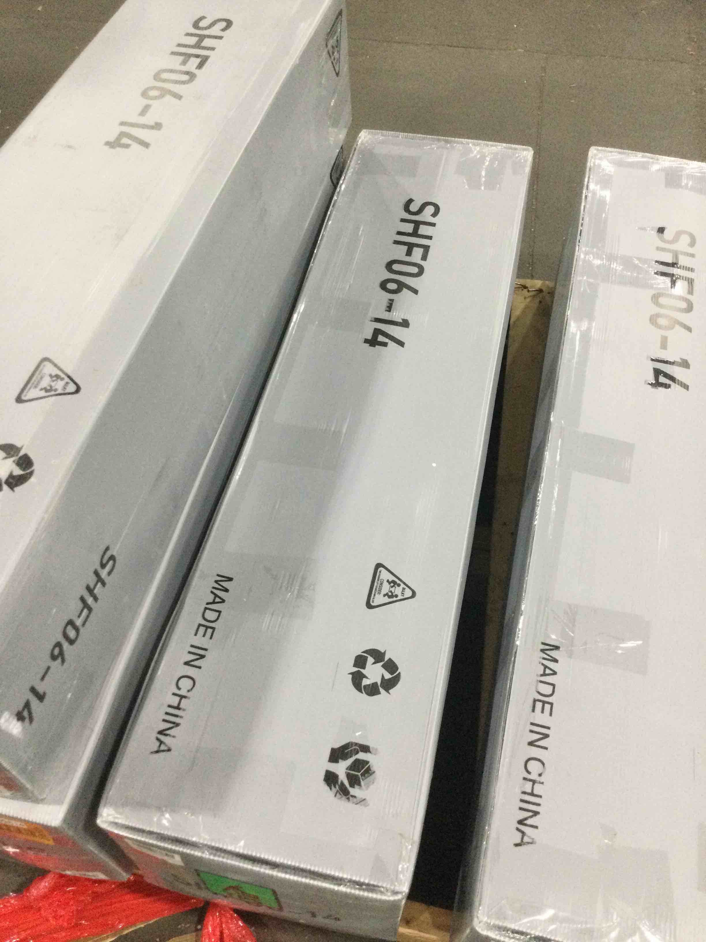 https://s3.amazonaws.com/lotting-images-prod/bidfta/ORG4499815_1712332210796.jpeg