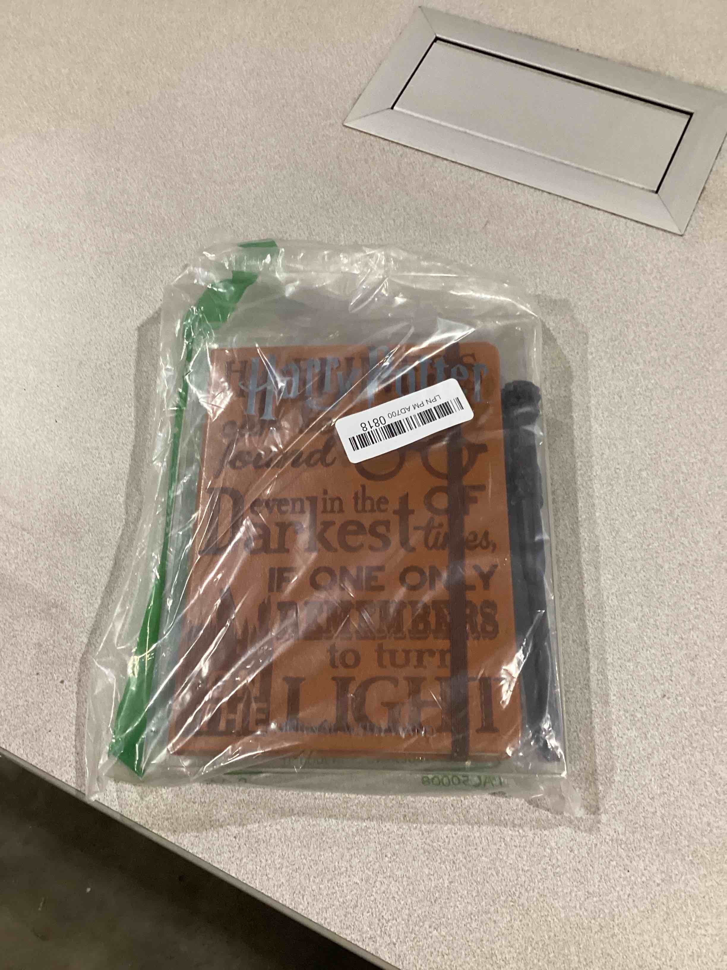 https://s3.amazonaws.com/lotting-images-prod/bidfta/ORG4501262_1712155384267.jpeg
