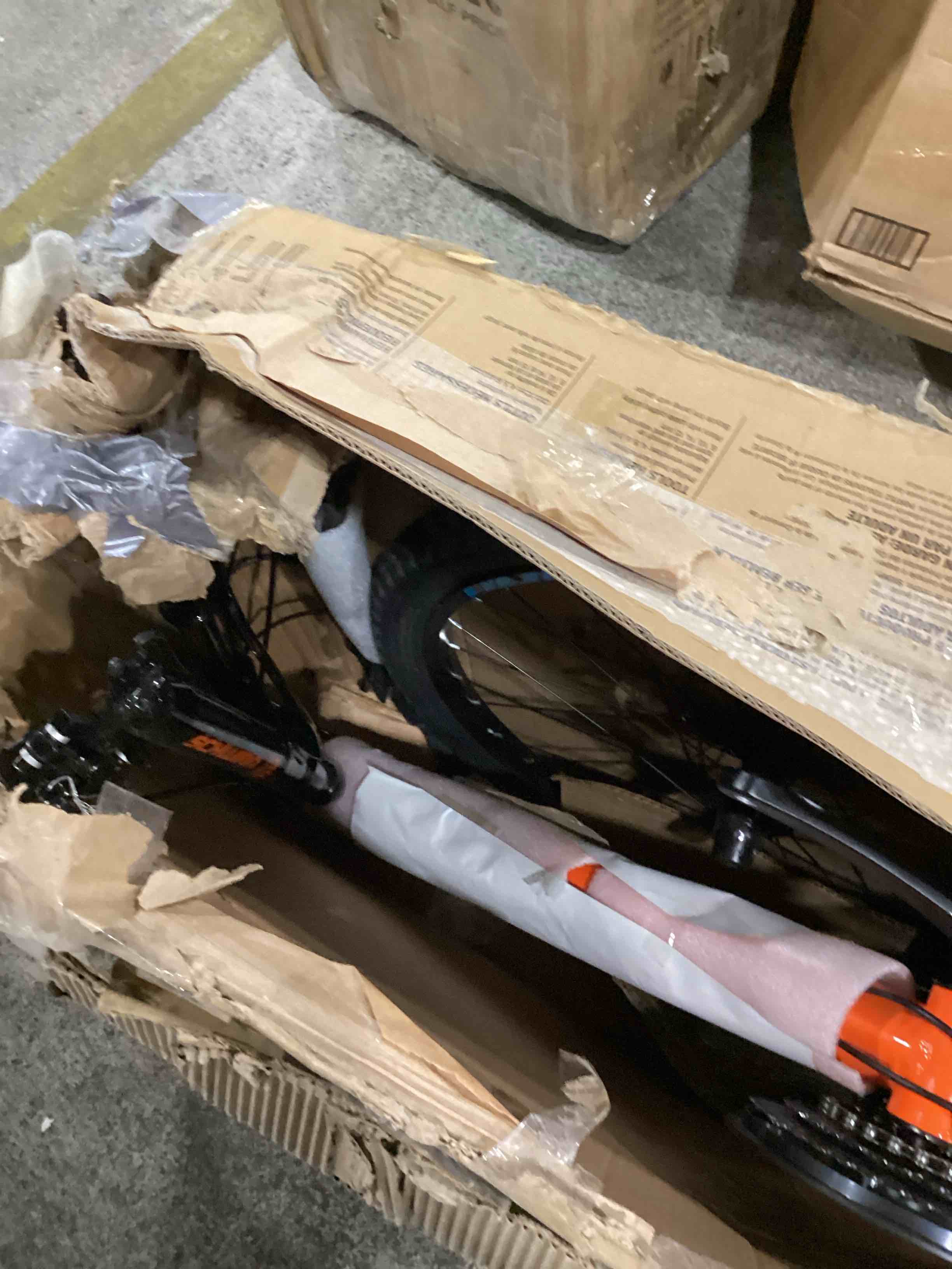 https://s3.amazonaws.com/lotting-images-prod/bidfta/ORG4503252_1715021506677.jpeg