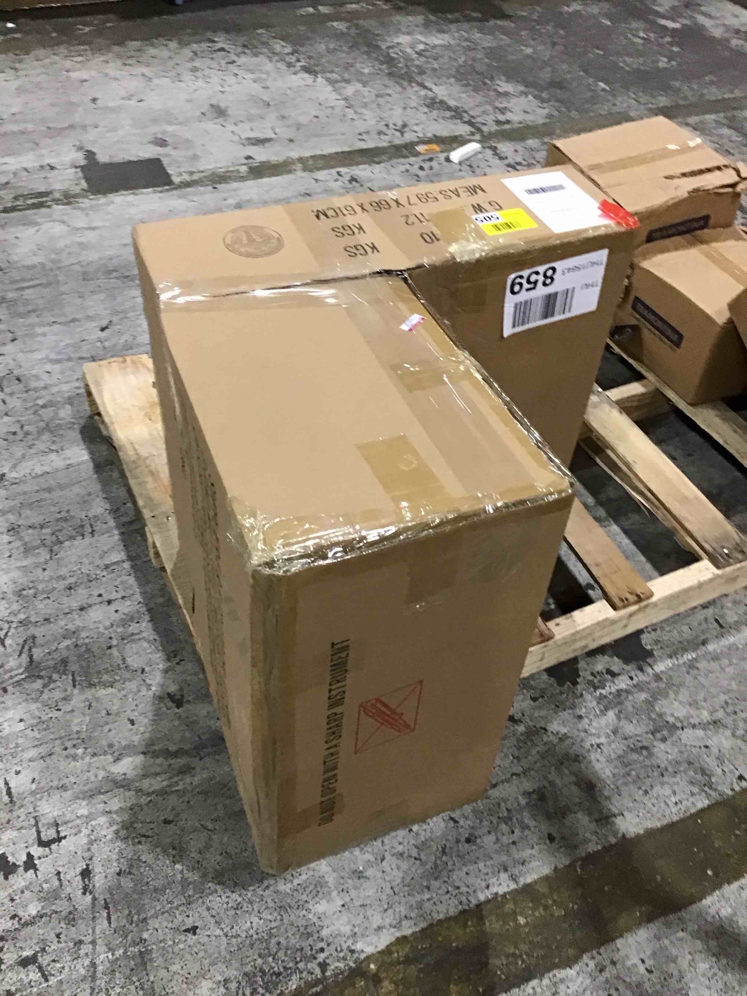 https://s3.amazonaws.com/lotting-images-prod/bidfta/ORG4503672_1710509702547.jpeg
