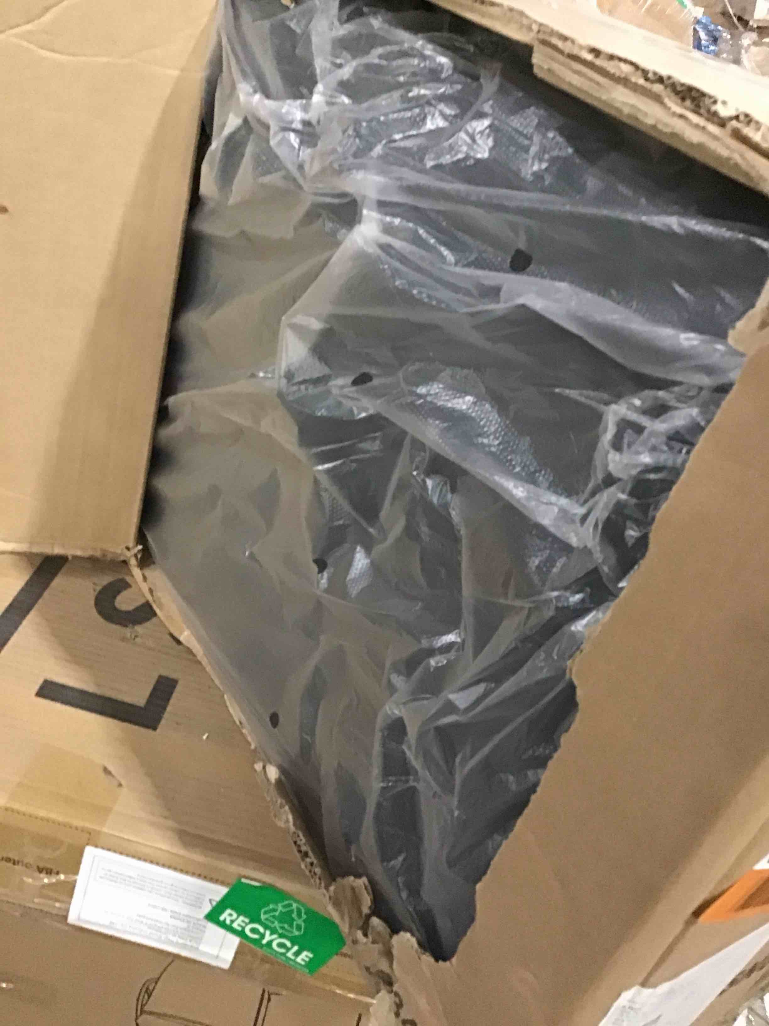https://s3.amazonaws.com/lotting-images-prod/bidfta/ORG4503696_1710518603927.jpeg