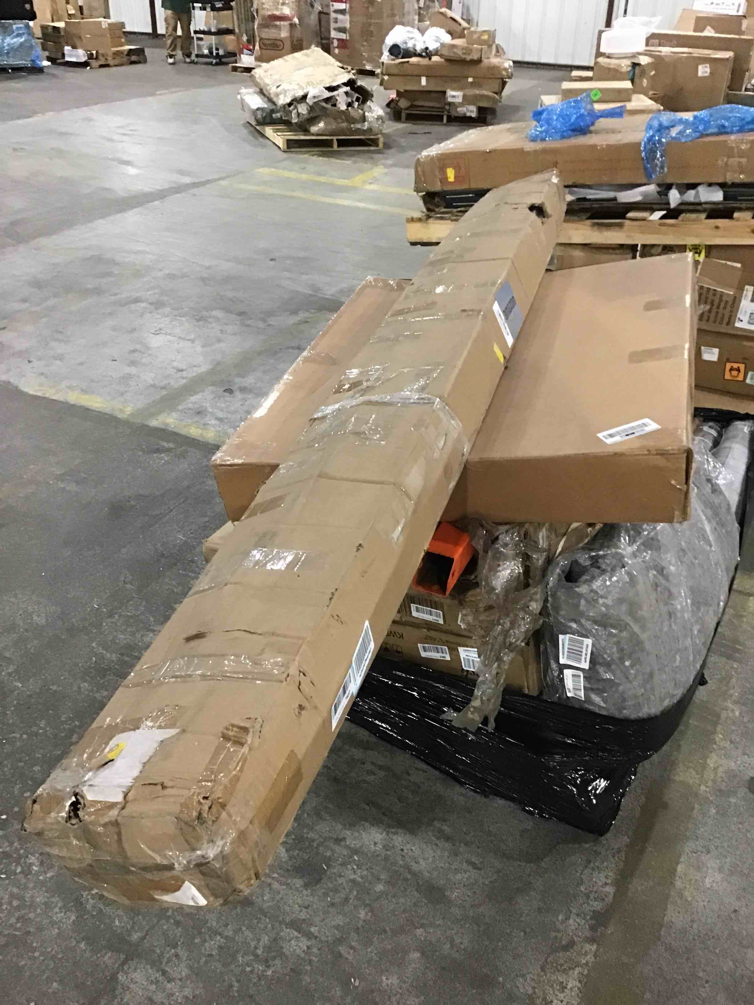 https://s3.amazonaws.com/lotting-images-prod/bidfta/ORG4505706_1709654309664.jpeg