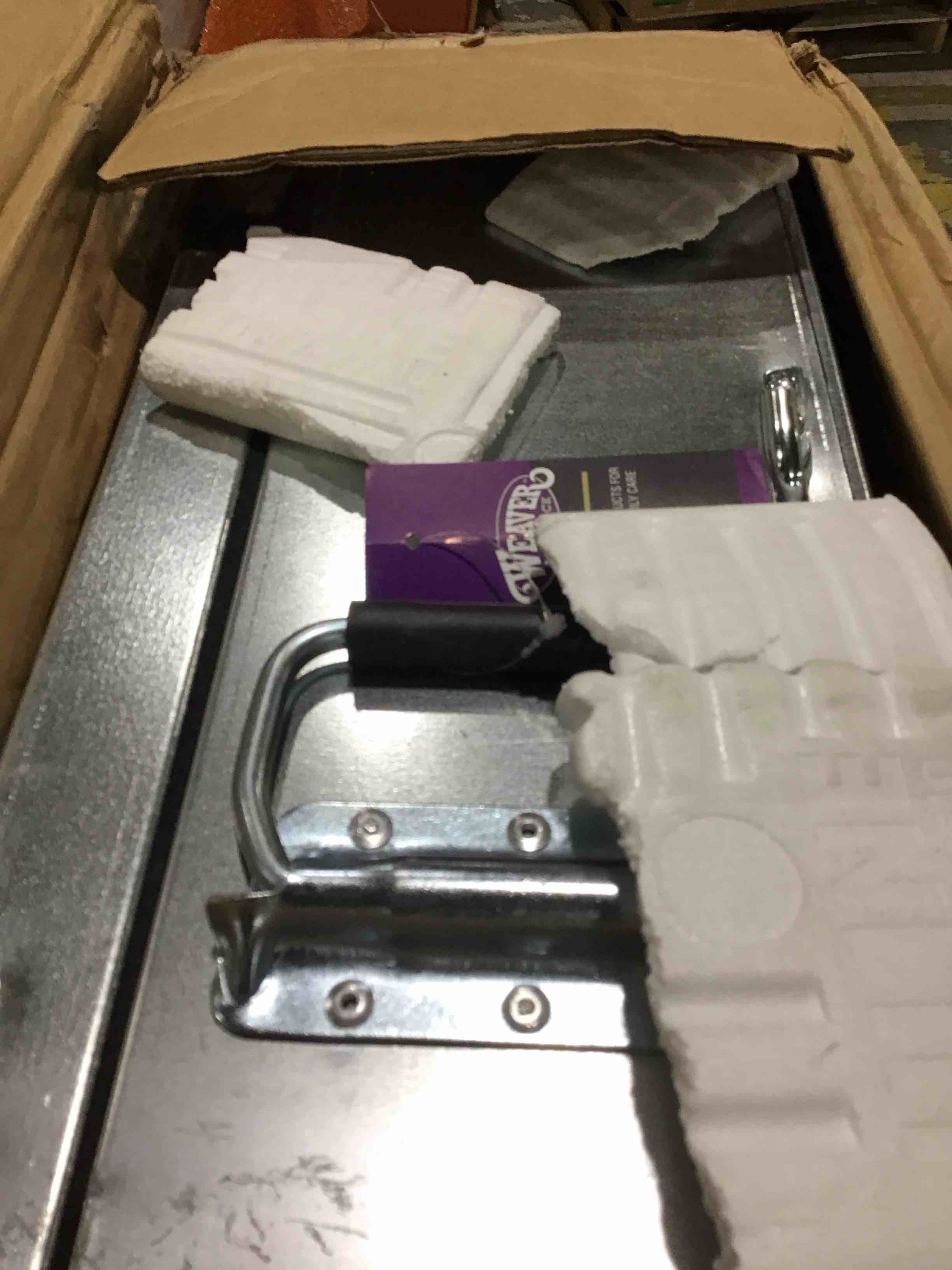https://s3.amazonaws.com/lotting-images-prod/bidfta/ORG4506534_1707260690705.jpeg