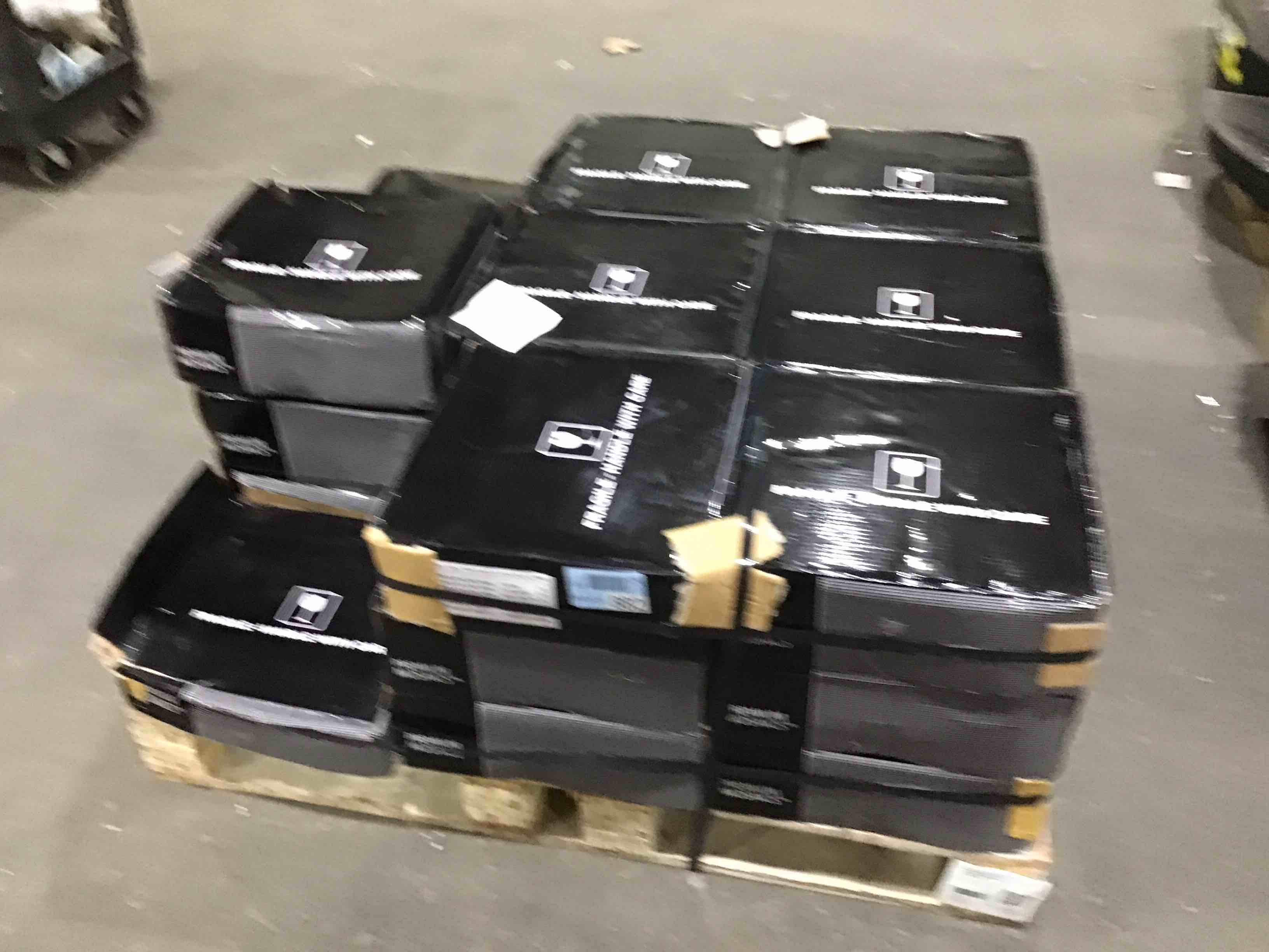 https://s3.amazonaws.com/lotting-images-prod/bidfta/ORG4506675_1707423839205.jpeg