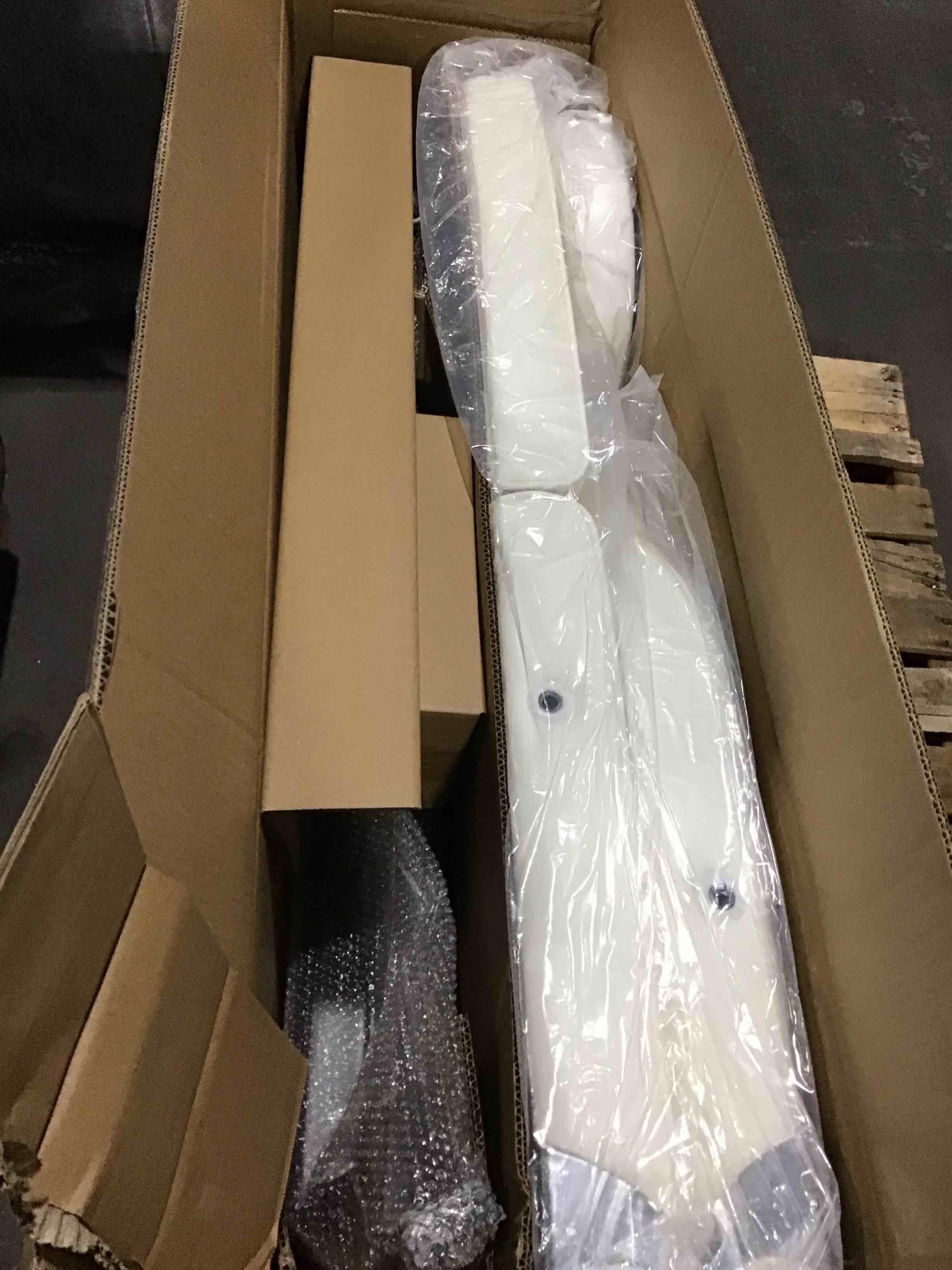 https://s3.amazonaws.com/lotting-images-prod/bidfta/ORG4507487_1708702991137.jpeg