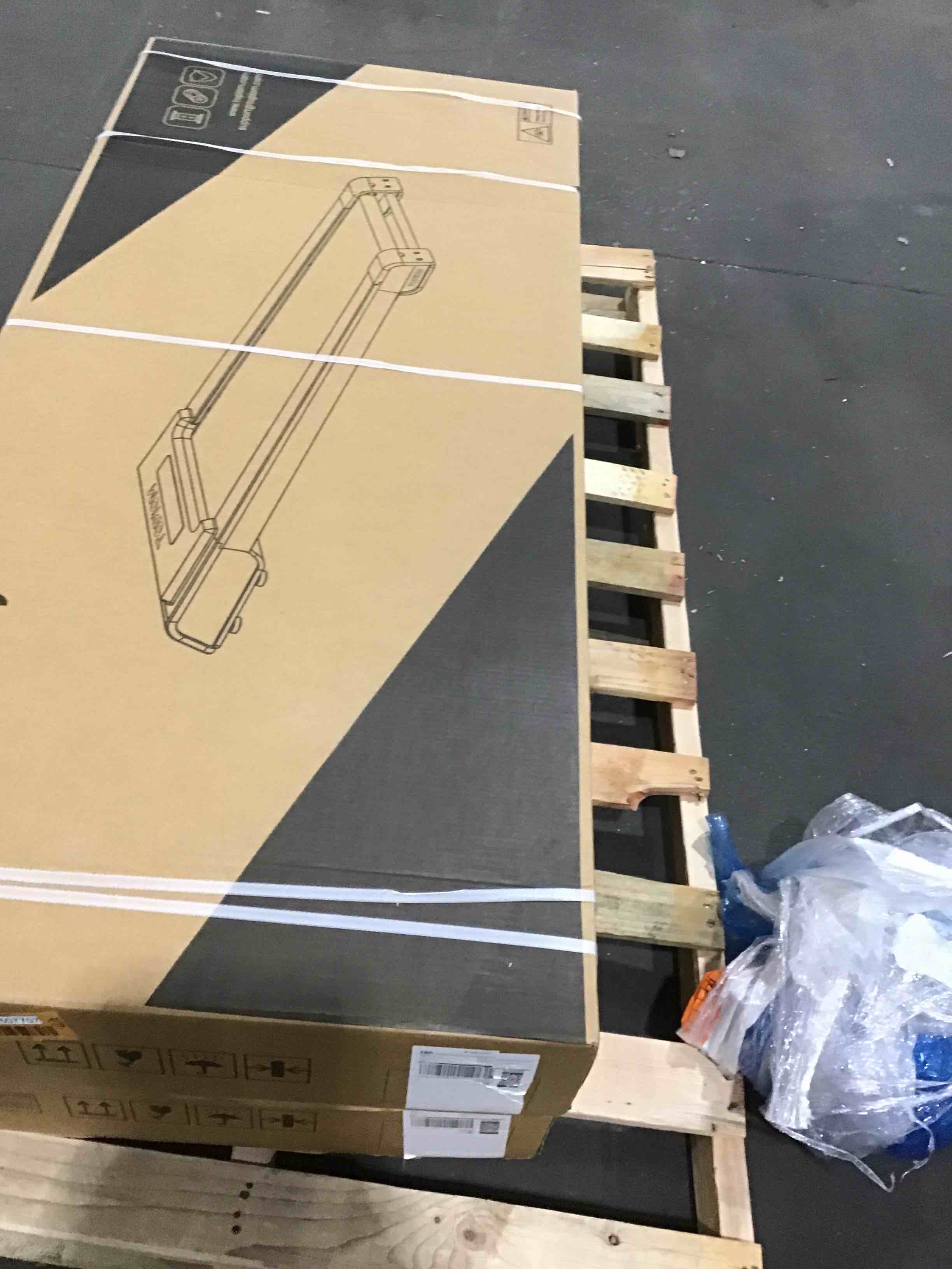 https://s3.amazonaws.com/lotting-images-prod/bidfta/ORG4507707_1708959272228.jpeg