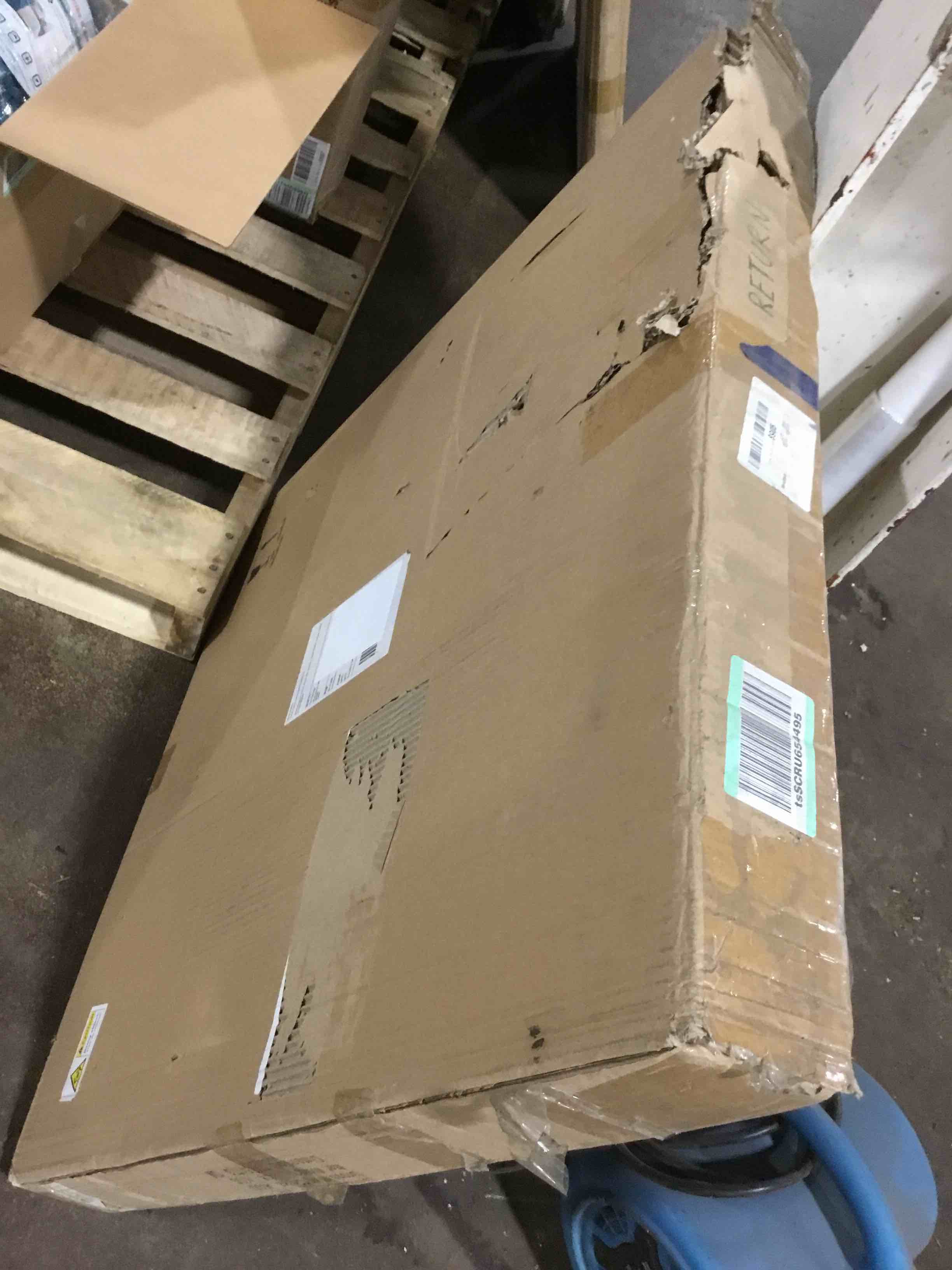 https://s3.amazonaws.com/lotting-images-prod/bidfta/ORG4516626_1683571010777.jpeg