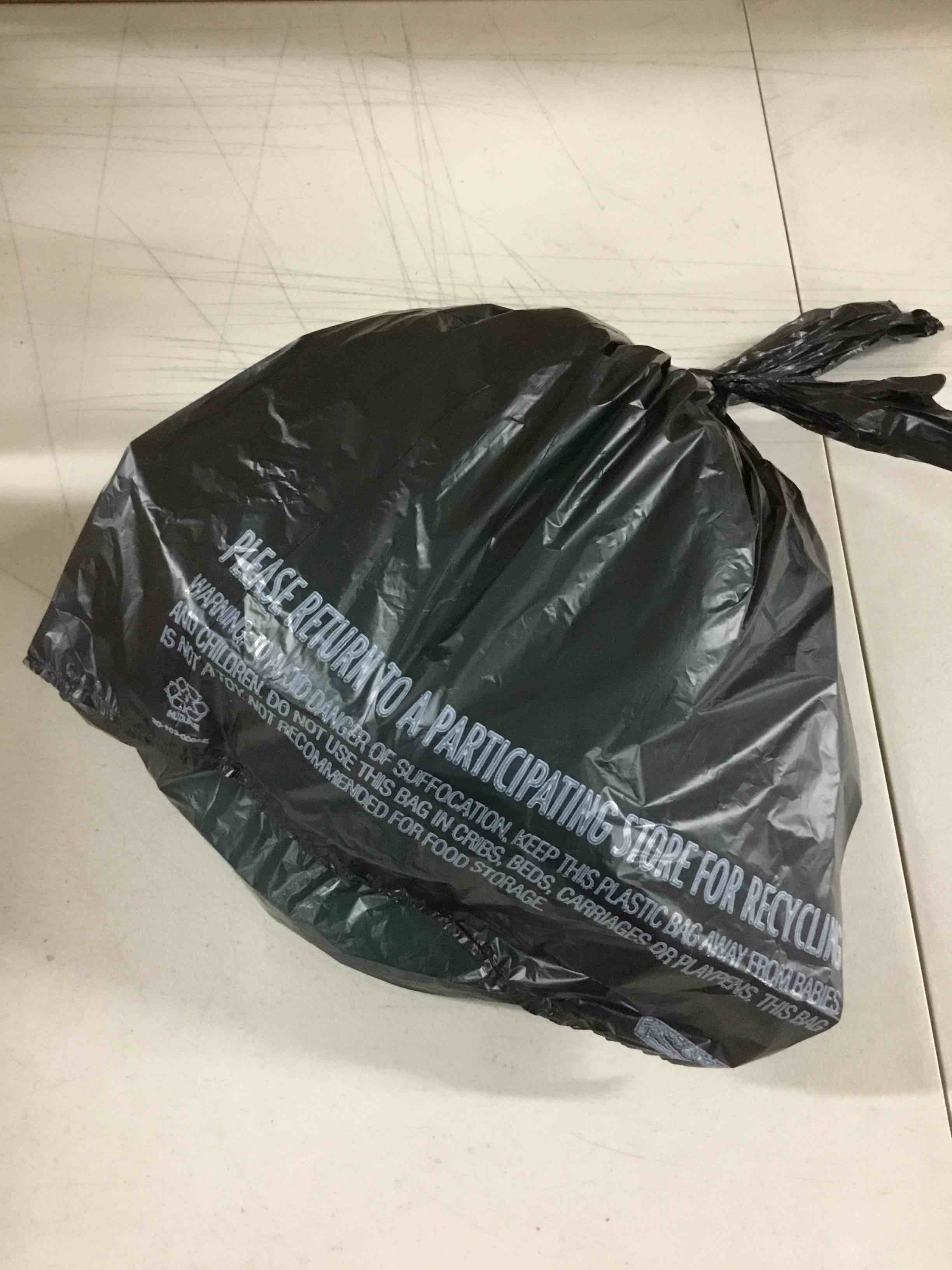 https://s3.amazonaws.com/lotting-images-prod/bidfta/ORG4530435_1686322656306.jpeg