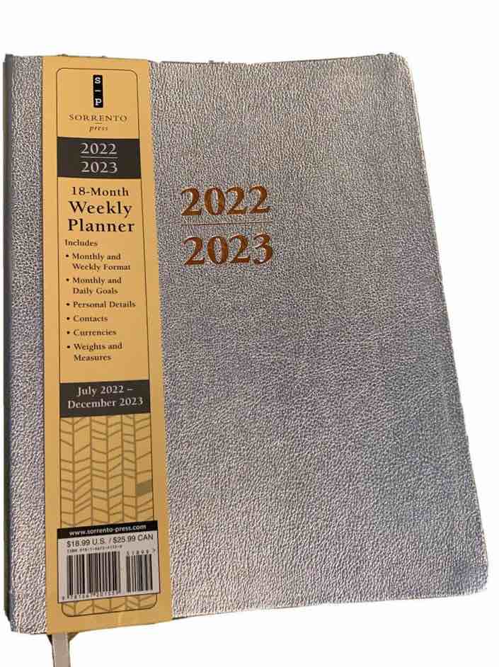 Sorrento Press 2022-23 18-Month Weekly Planner Silver New - Large