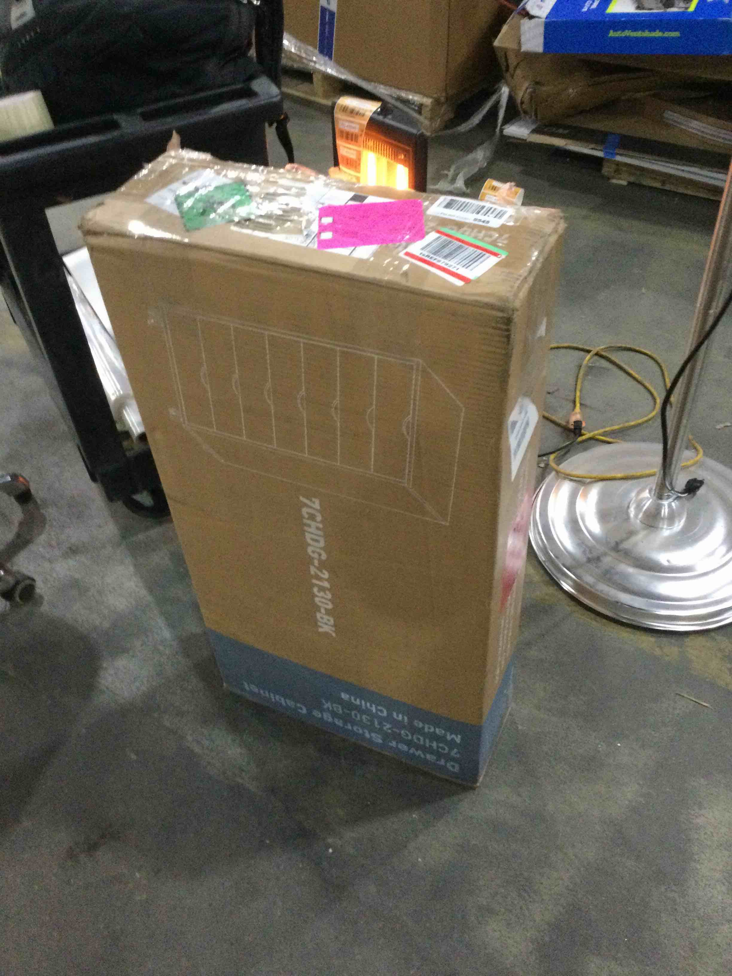 https://s3.amazonaws.com/lotting-images-prod/bidfta/ORG4569445_1705333282851.jpeg