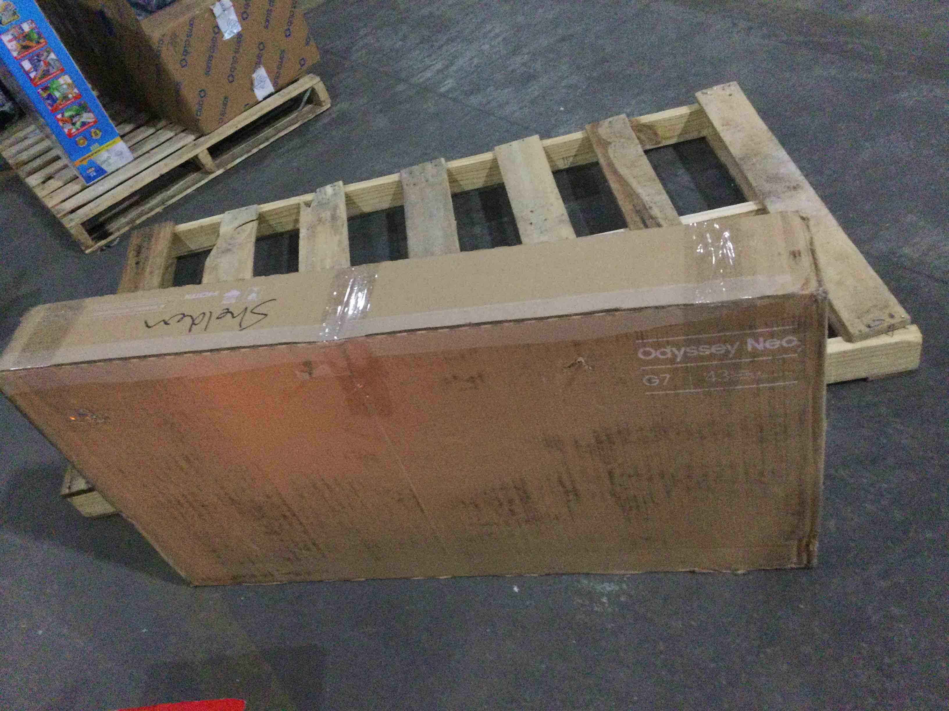 https://s3.amazonaws.com/lotting-images-prod/bidfta/ORG4569491_1705417821925.jpeg