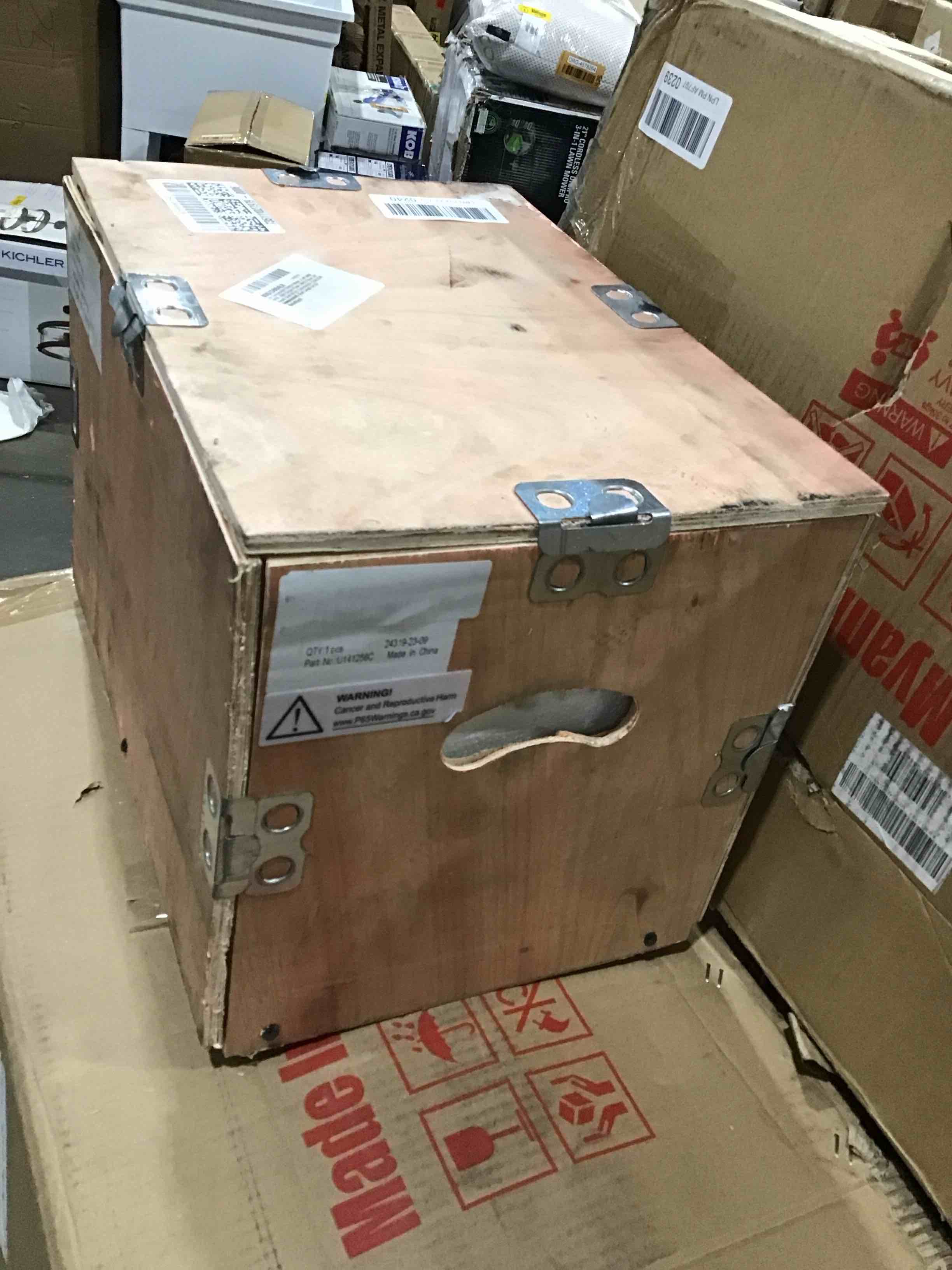 https://s3.amazonaws.com/lotting-images-prod/bidfta/ORG4574068_1709228569452.jpeg