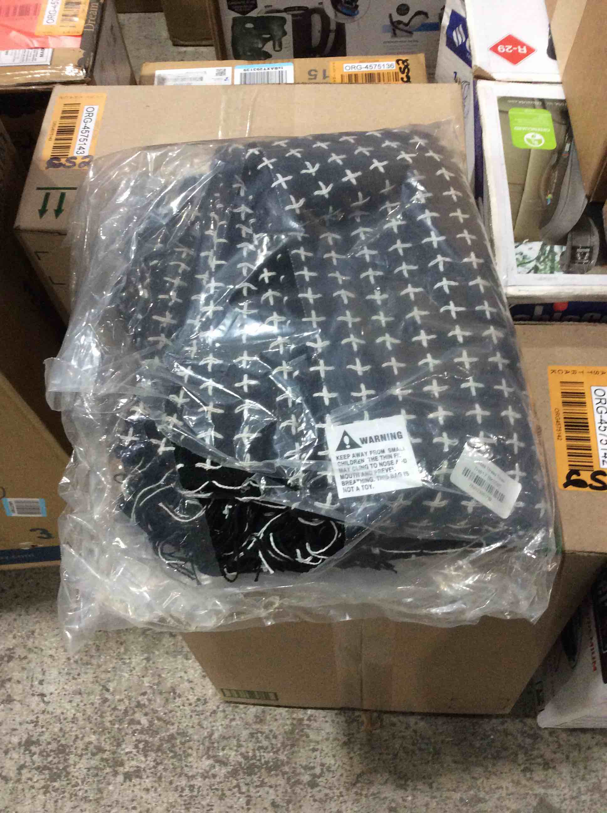 https://s3.amazonaws.com/lotting-images-prod/bidfta/ORG4575148_1711032487603.jpeg